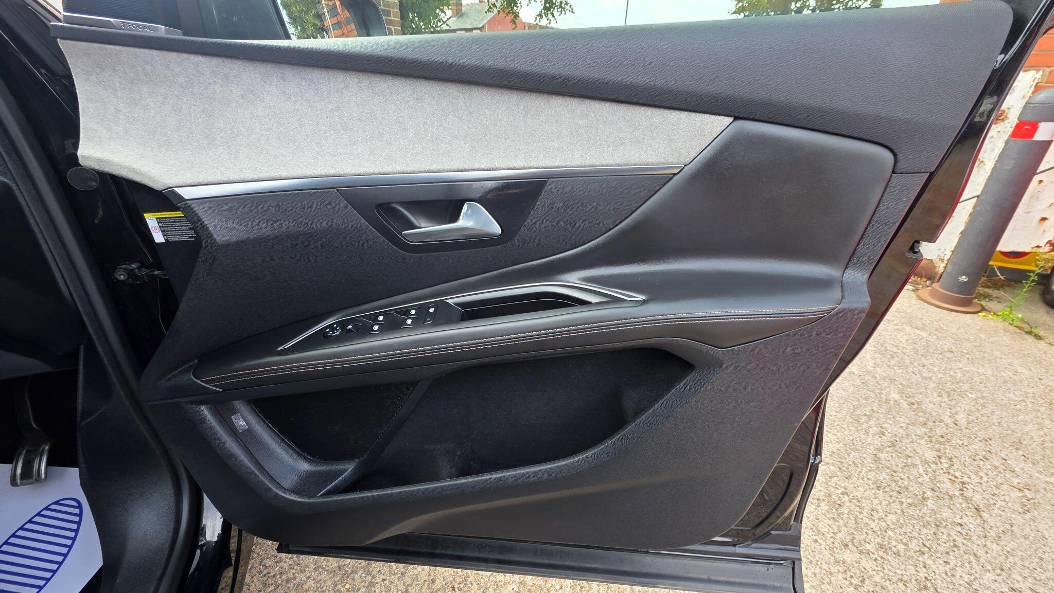 Peugeot 3008 view 44