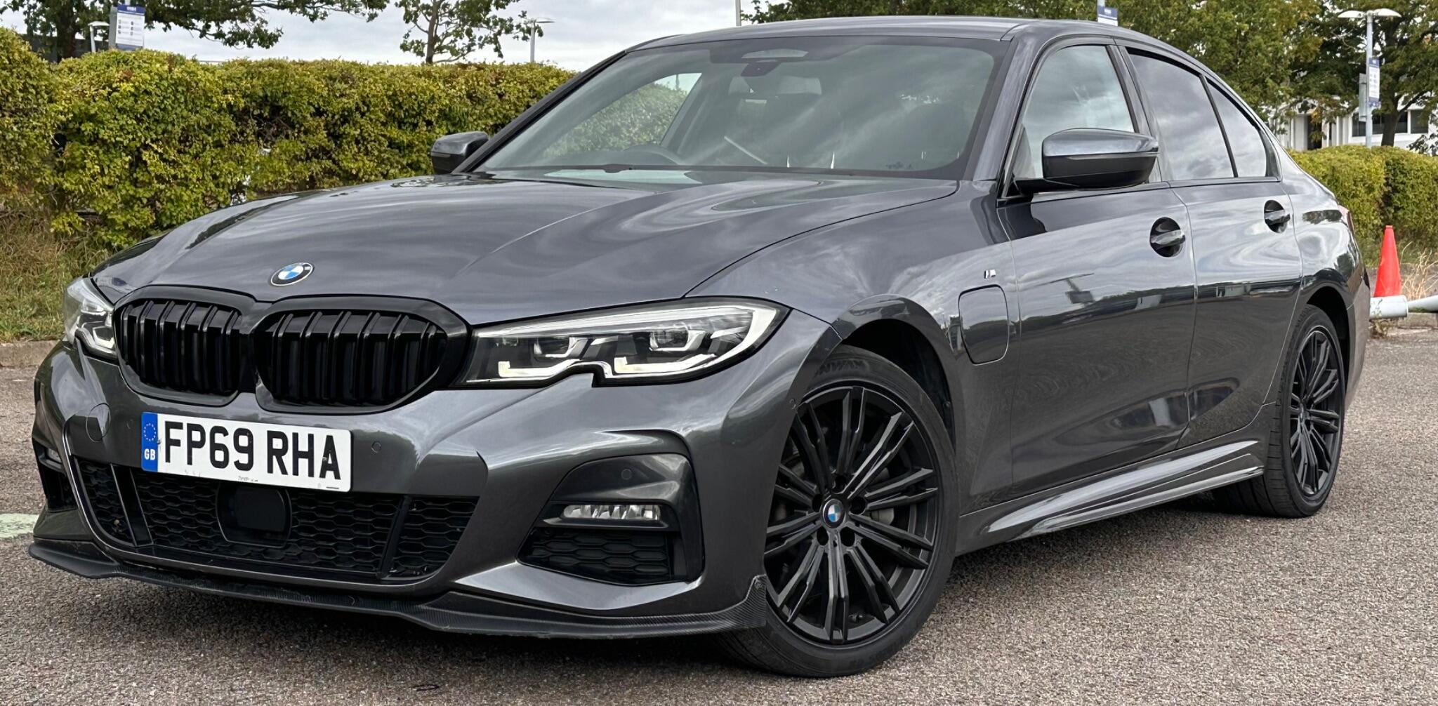BMW 3 Series view 12