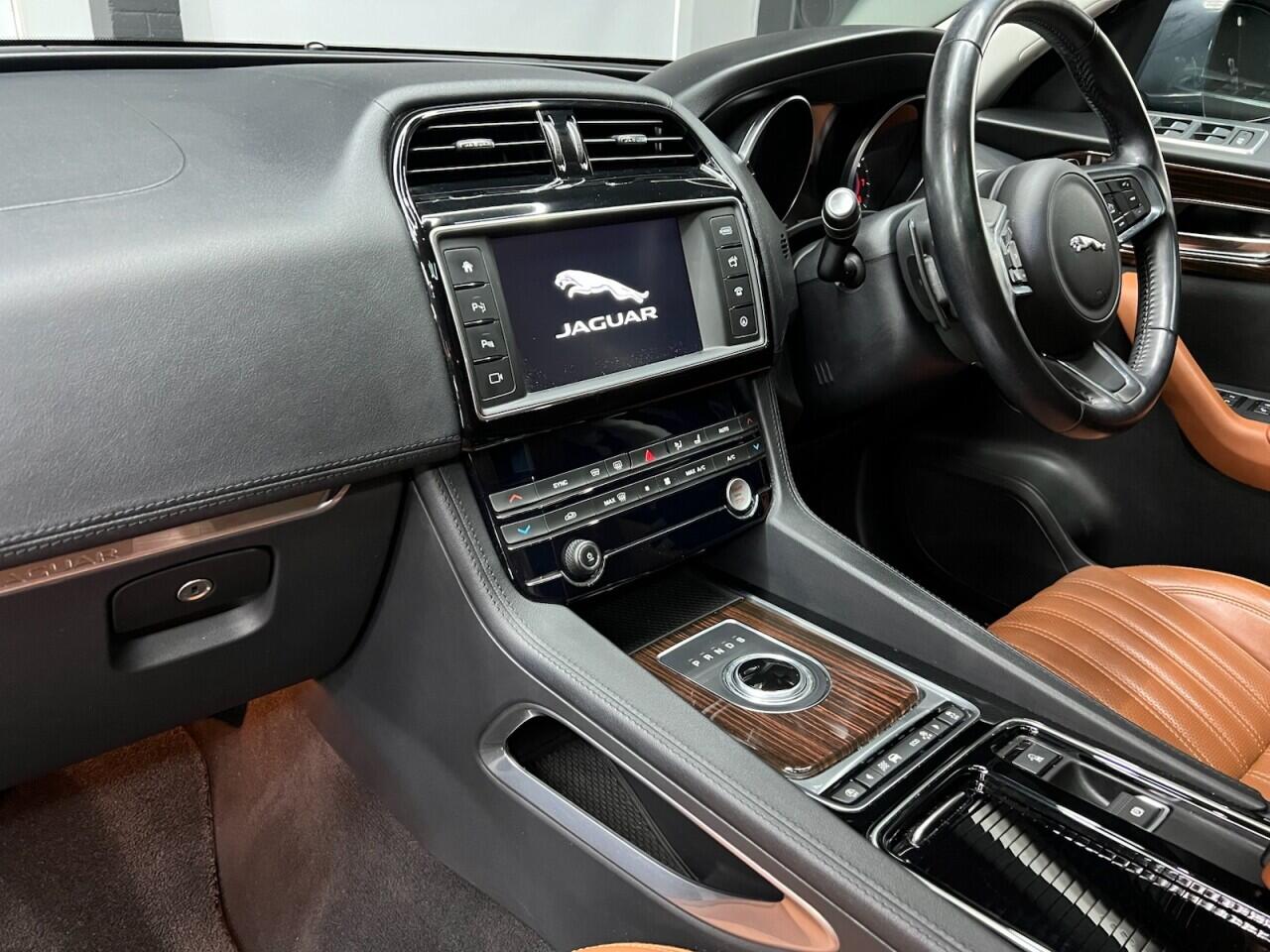Jaguar F-Pace view 32
