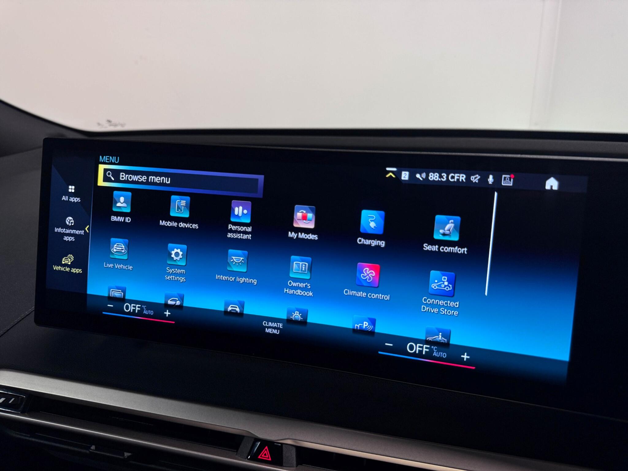 BMW Ix view 46