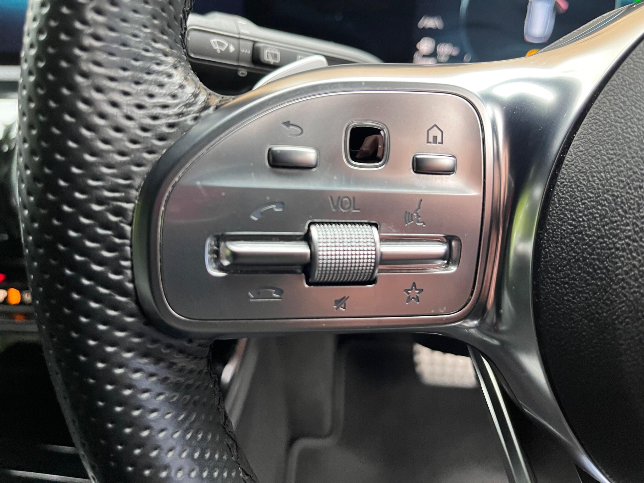 Mercedes-Benz CLA view 29