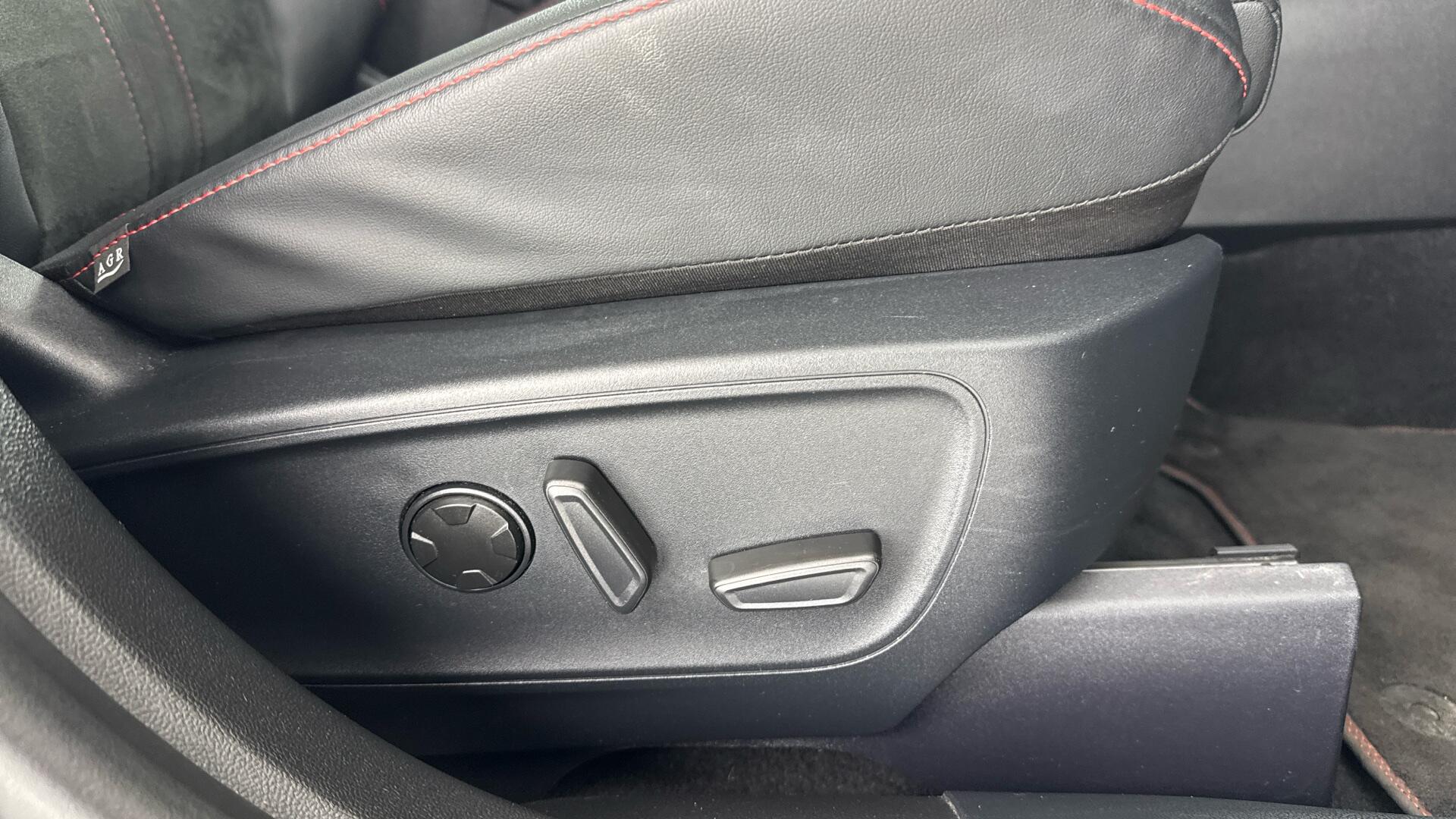 Ford Kuga view 18