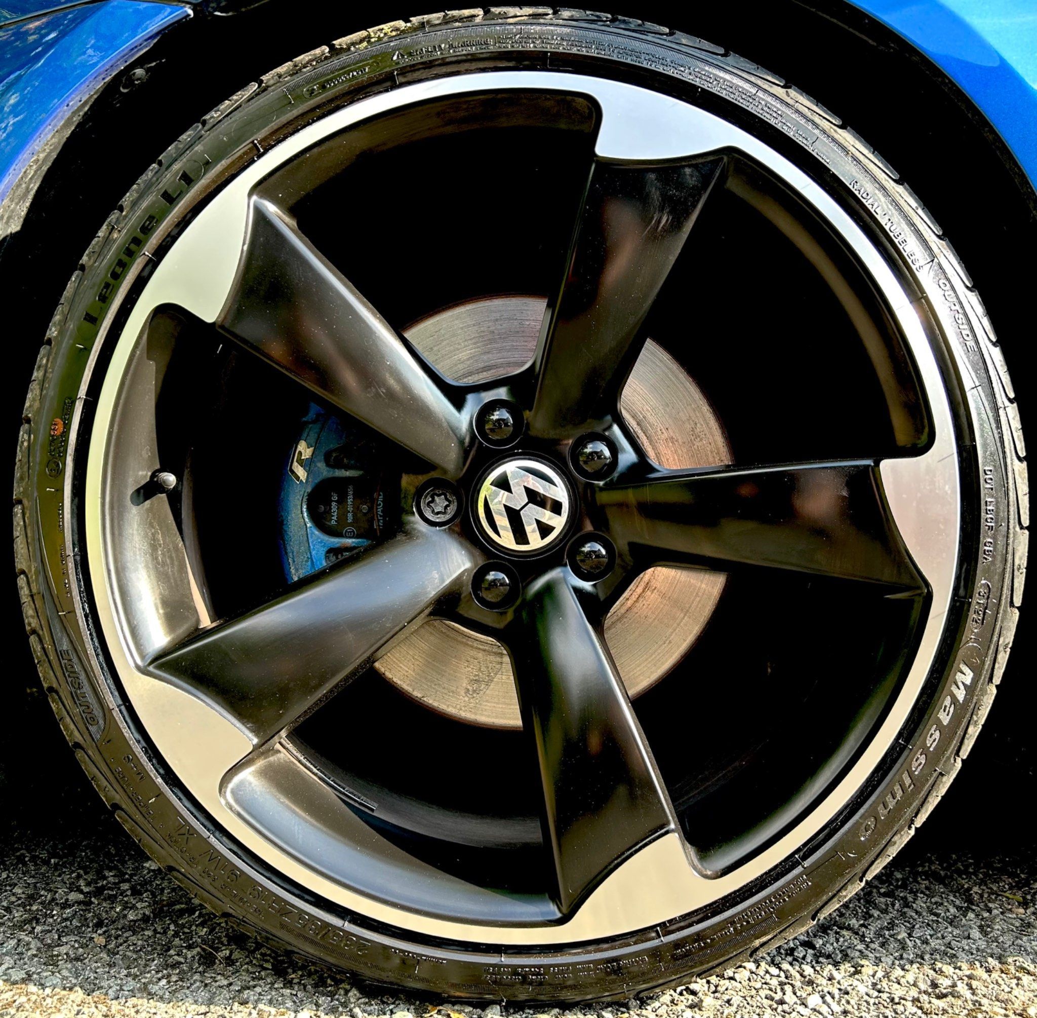 Volkswagen Scirocco view 17