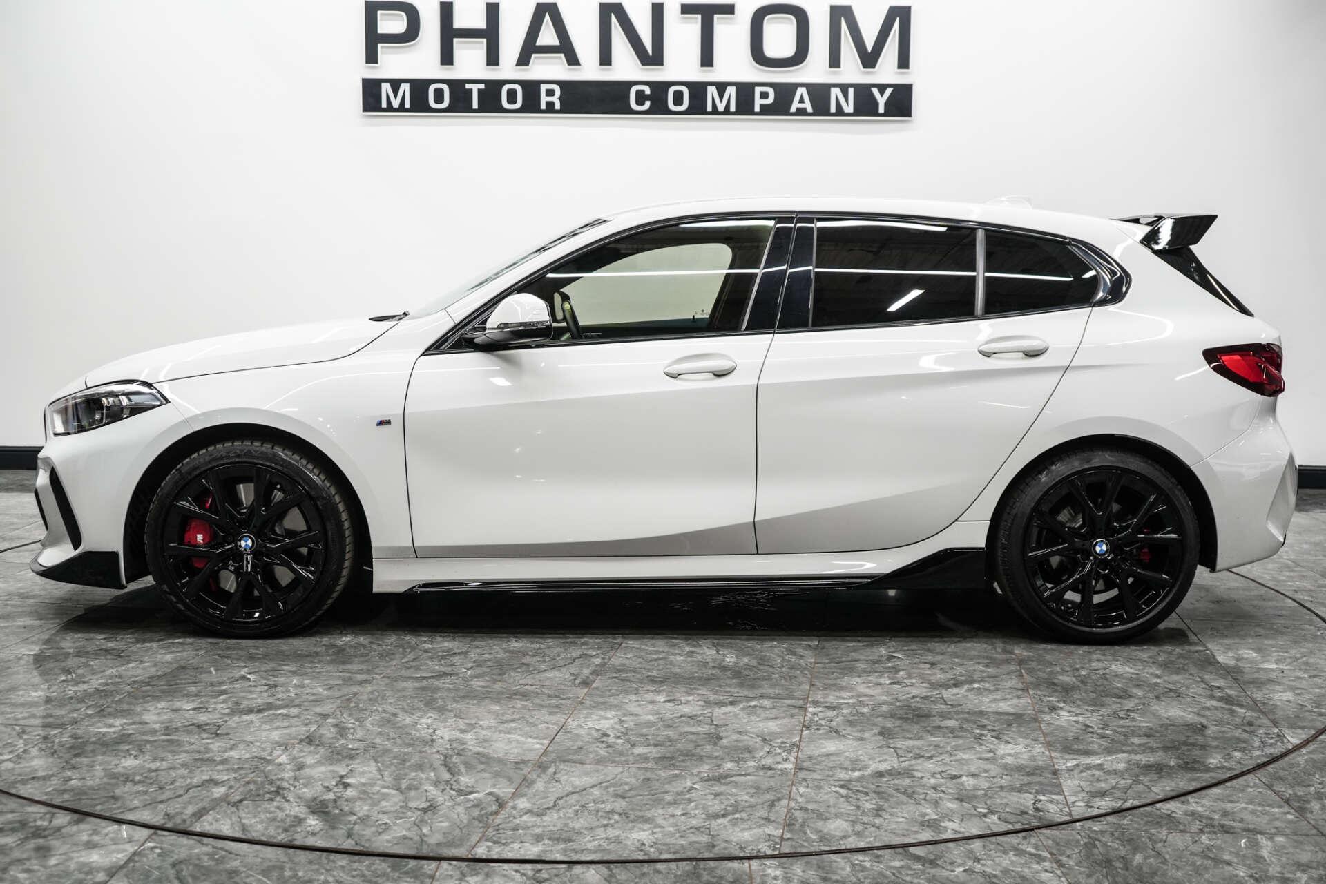 BMW 1 Series view 3