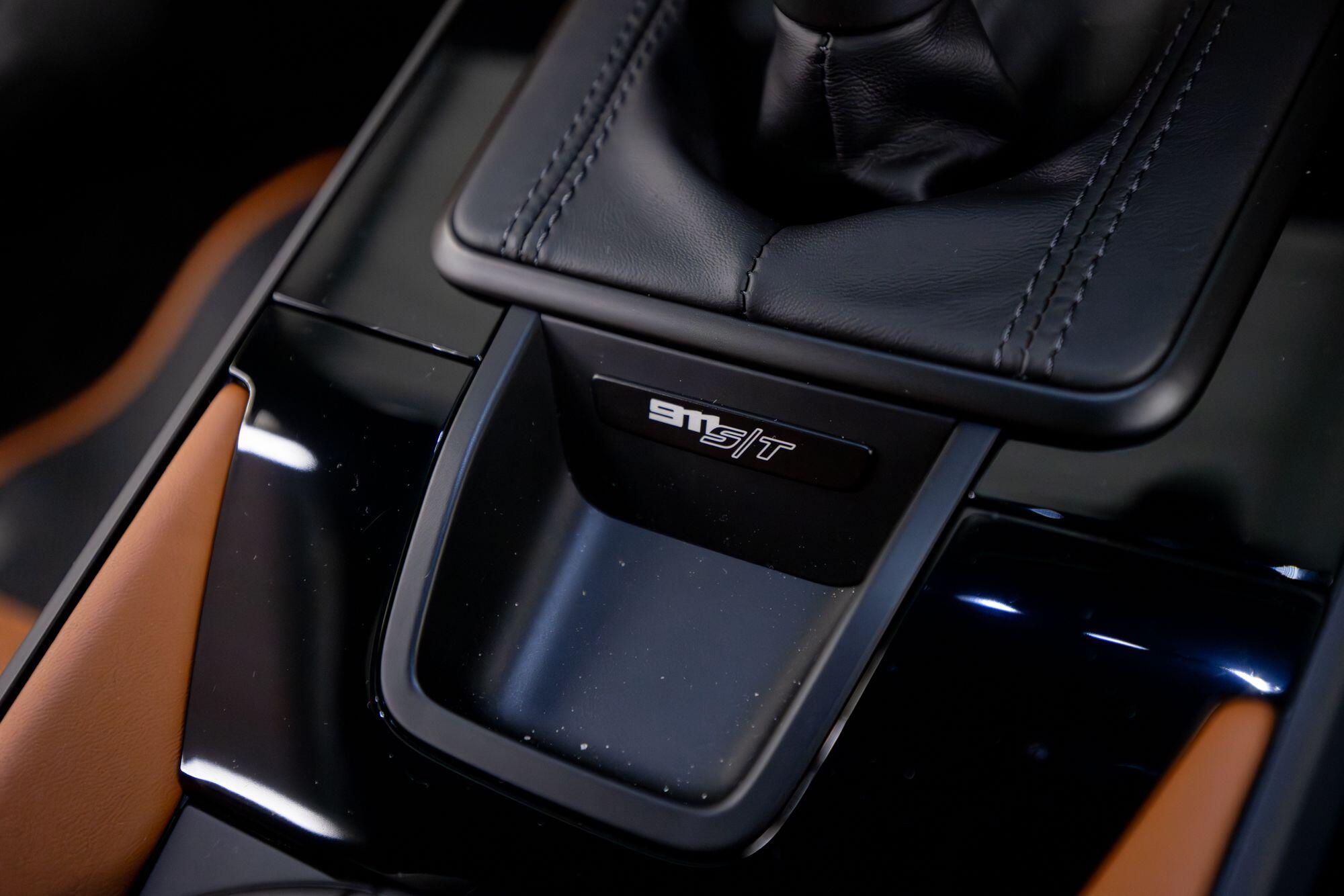 Porsche 911 view 38