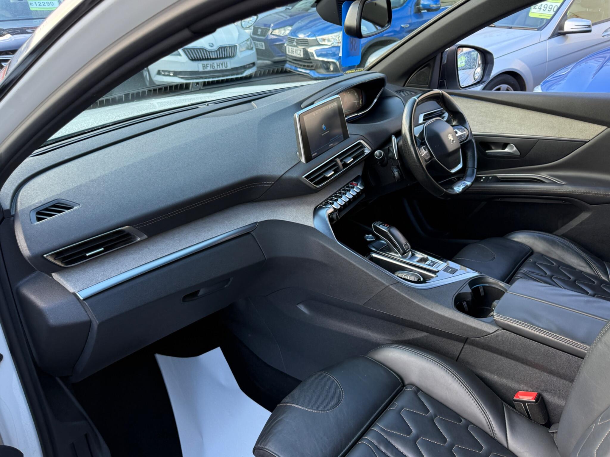 Peugeot 3008 - Image 48