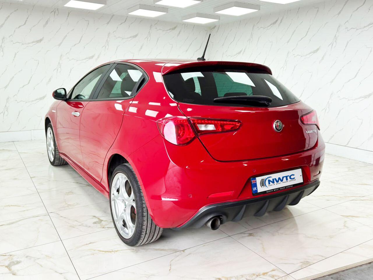 Alfa Romeo Giulietta view 9