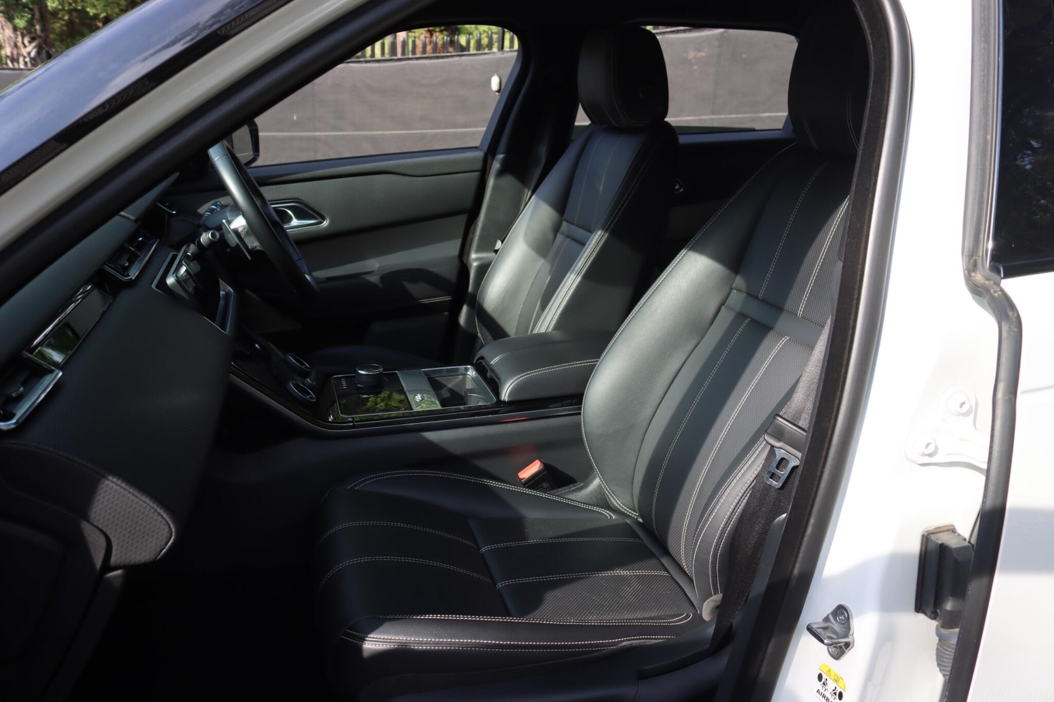 Land Rover Range Rover Velar view 5