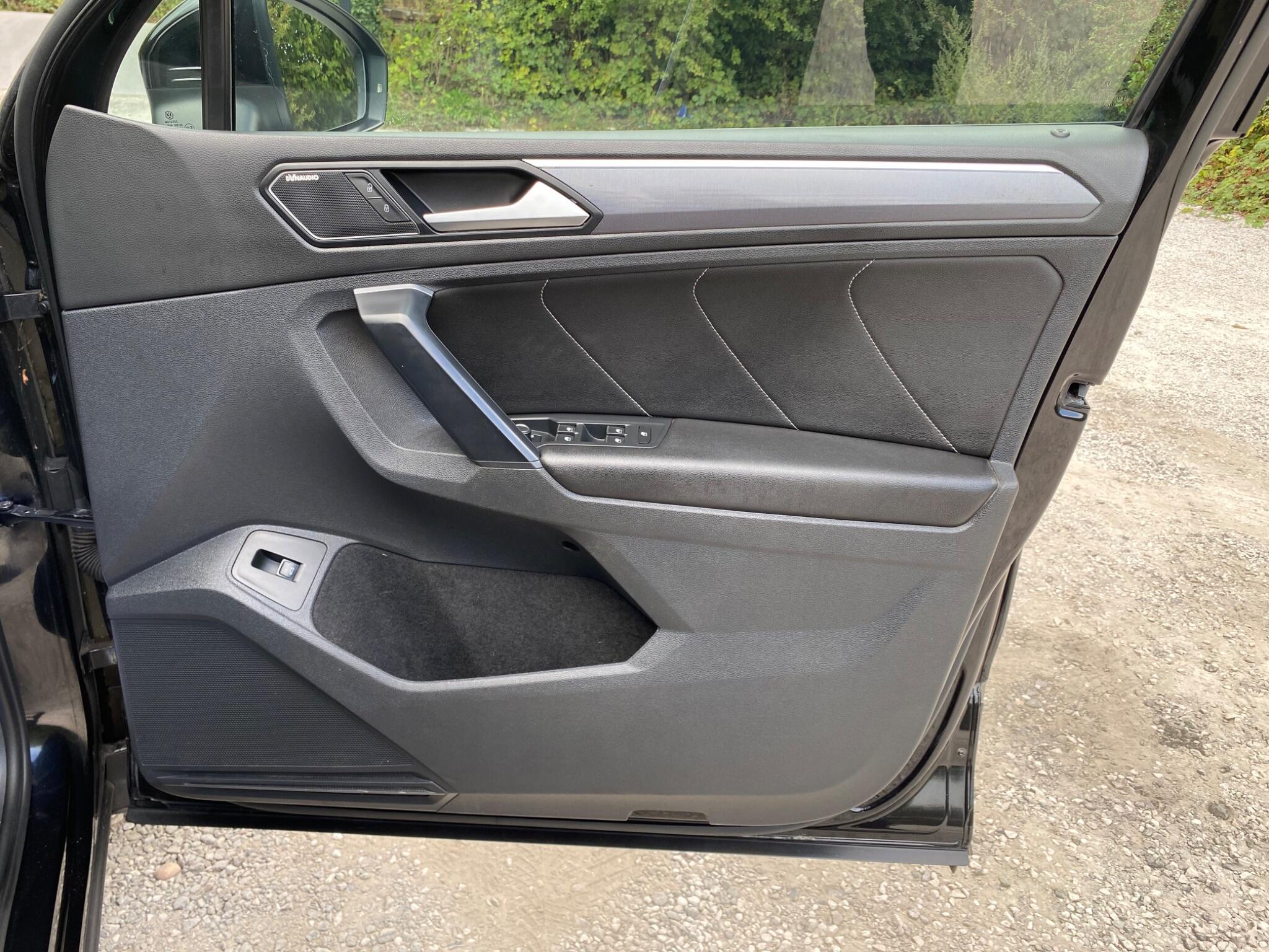 Volkswagen Tiguan view 30