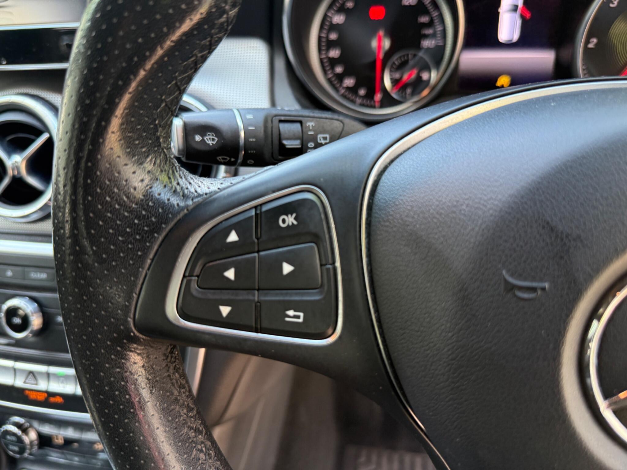 2018 Mercedes-Benz CLA image 27