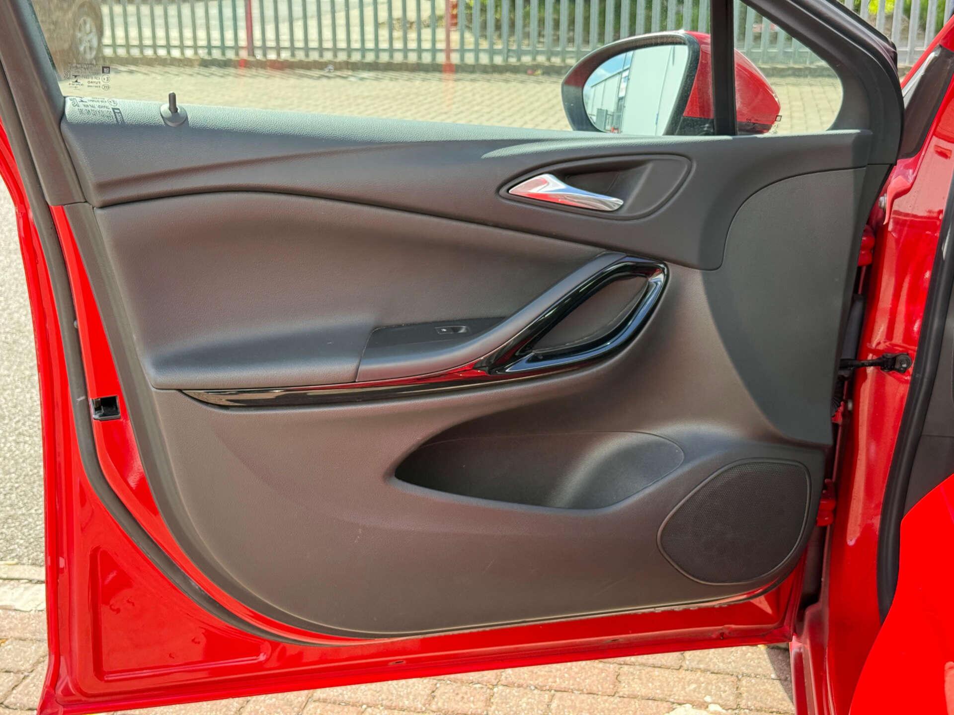 Vauxhall Astra view 36
