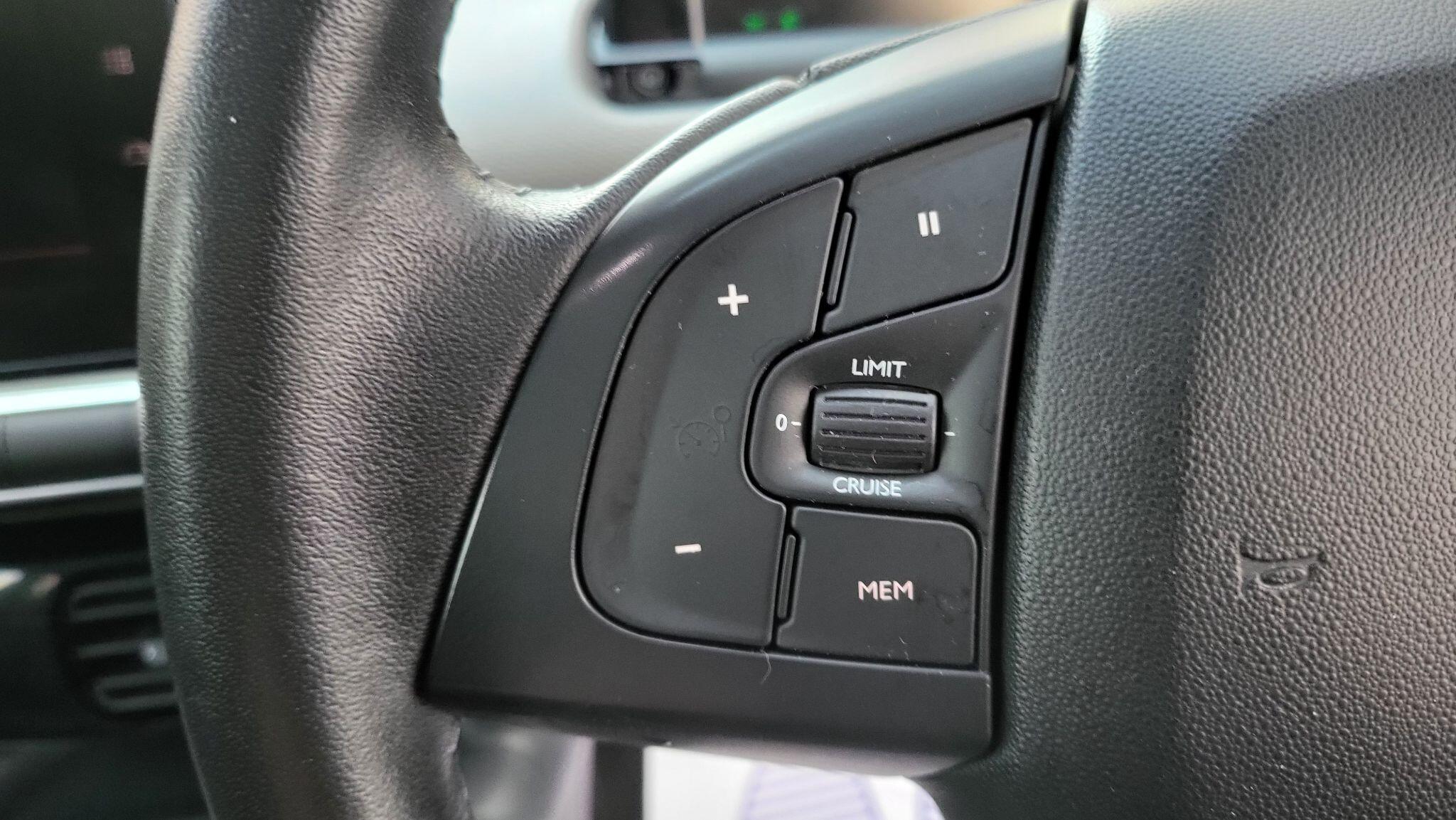 Citroen C4 Cactus view 14