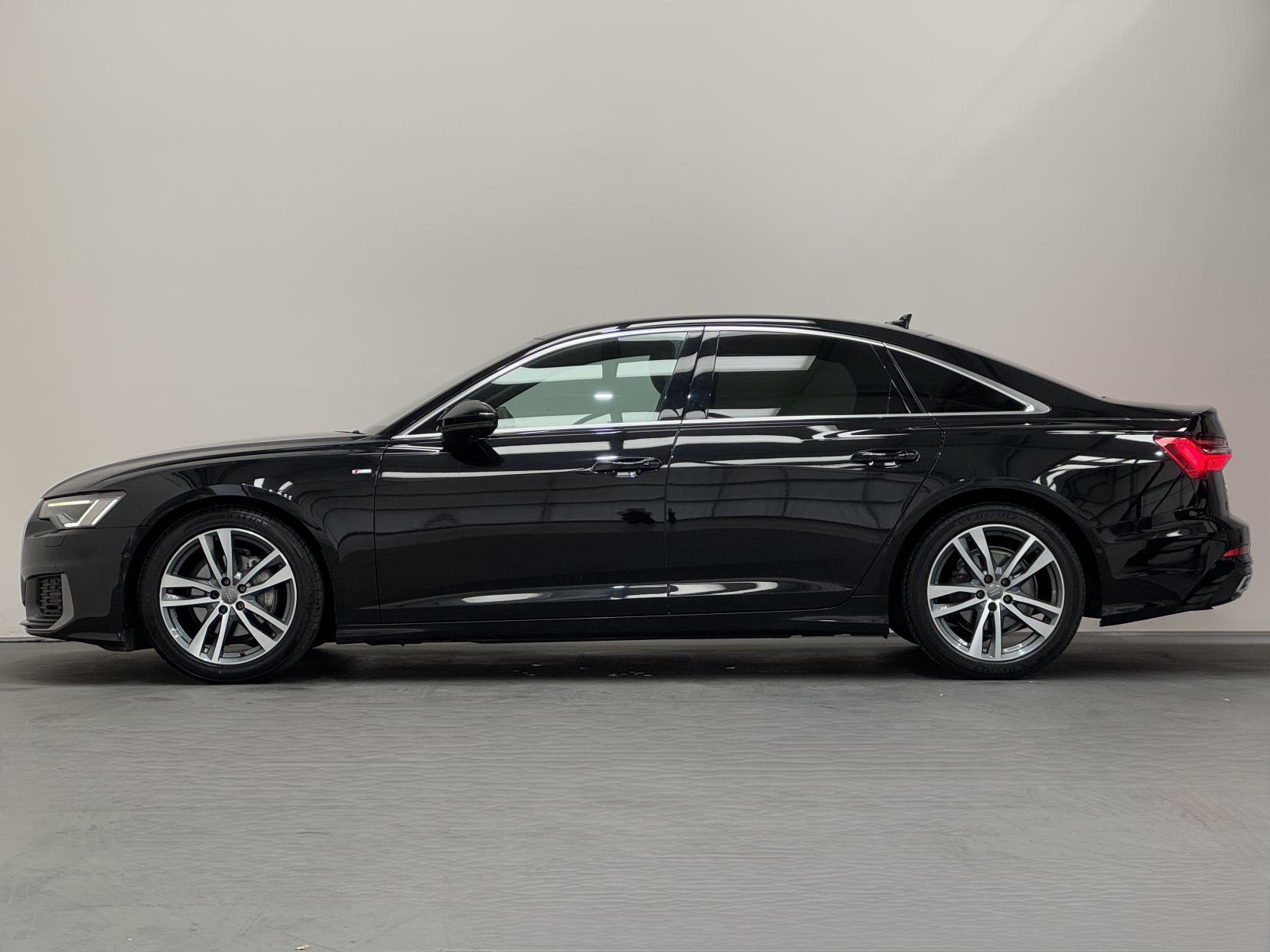 Audi A6 Saloon view 7