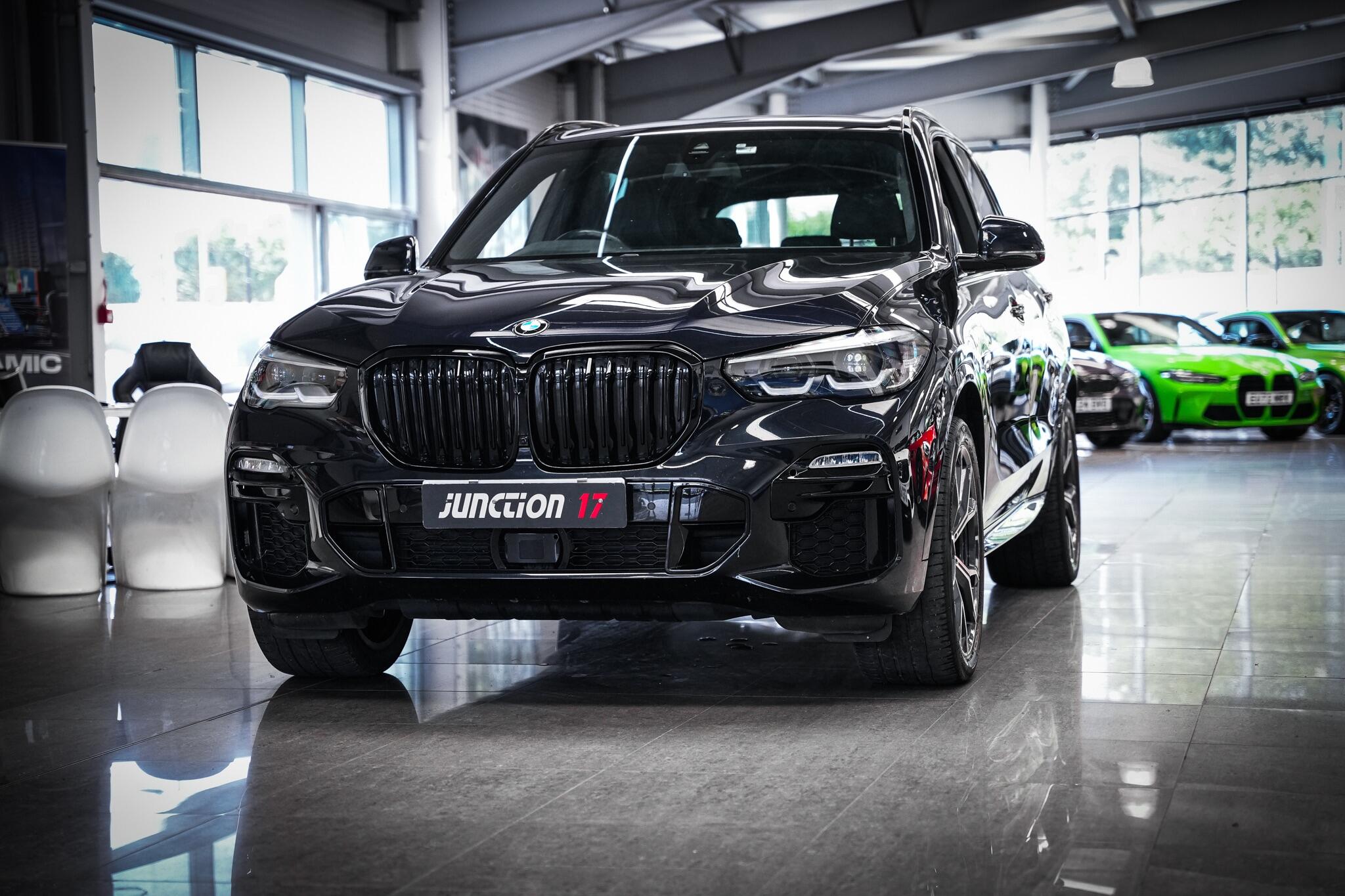 BMW X5 view 12