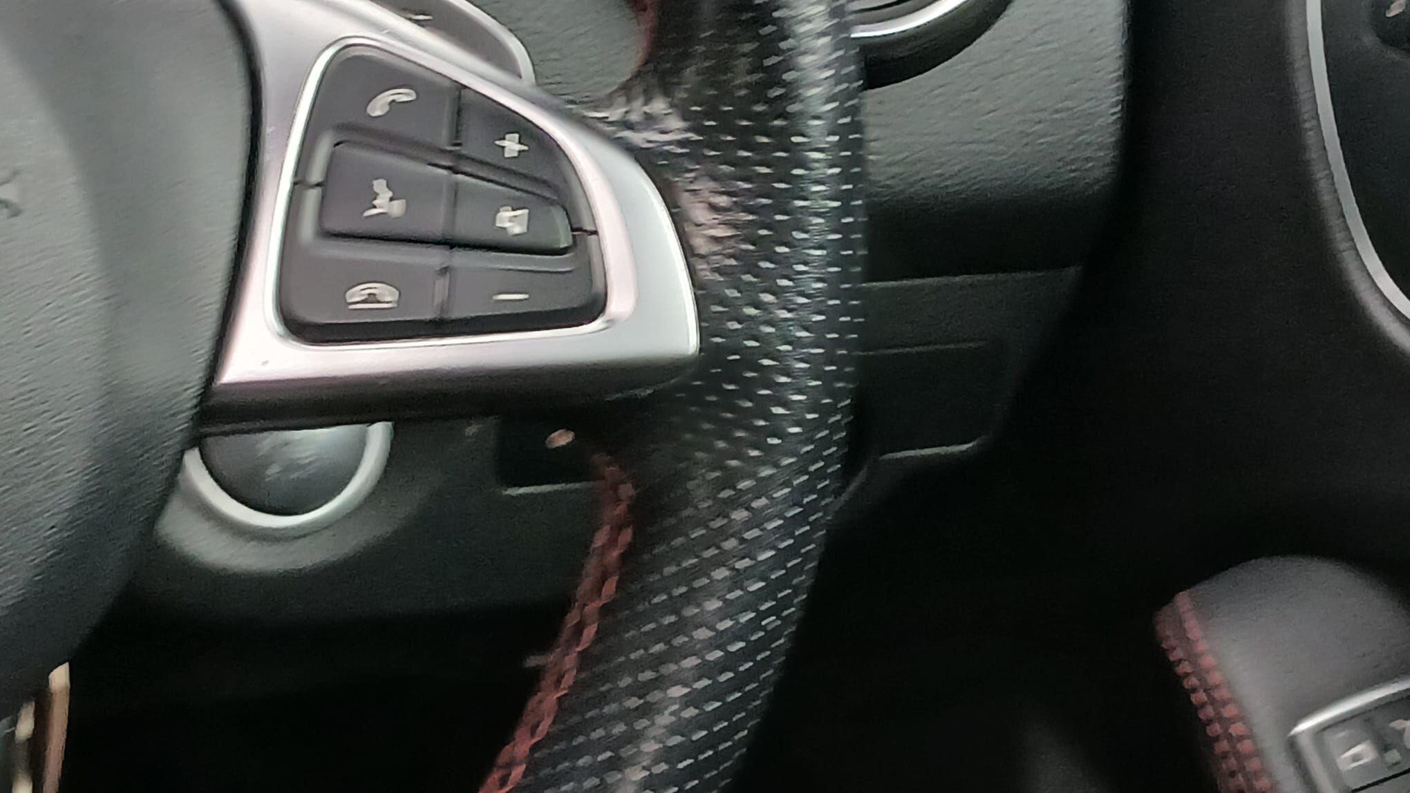 Mercedes-Benz Gla view 38