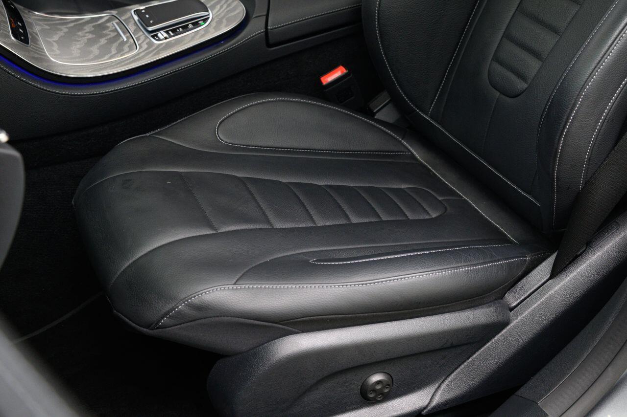 Mercedes-Benz CLS view 32