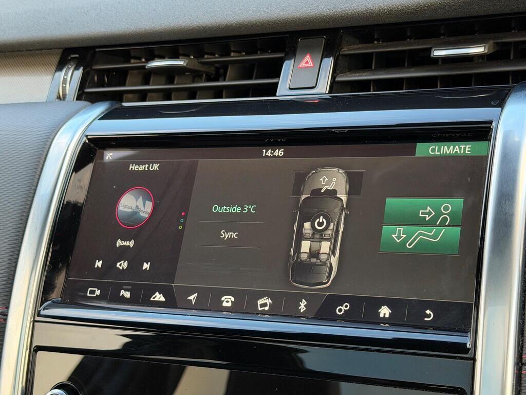 Land Rover Discovery Sport view 33