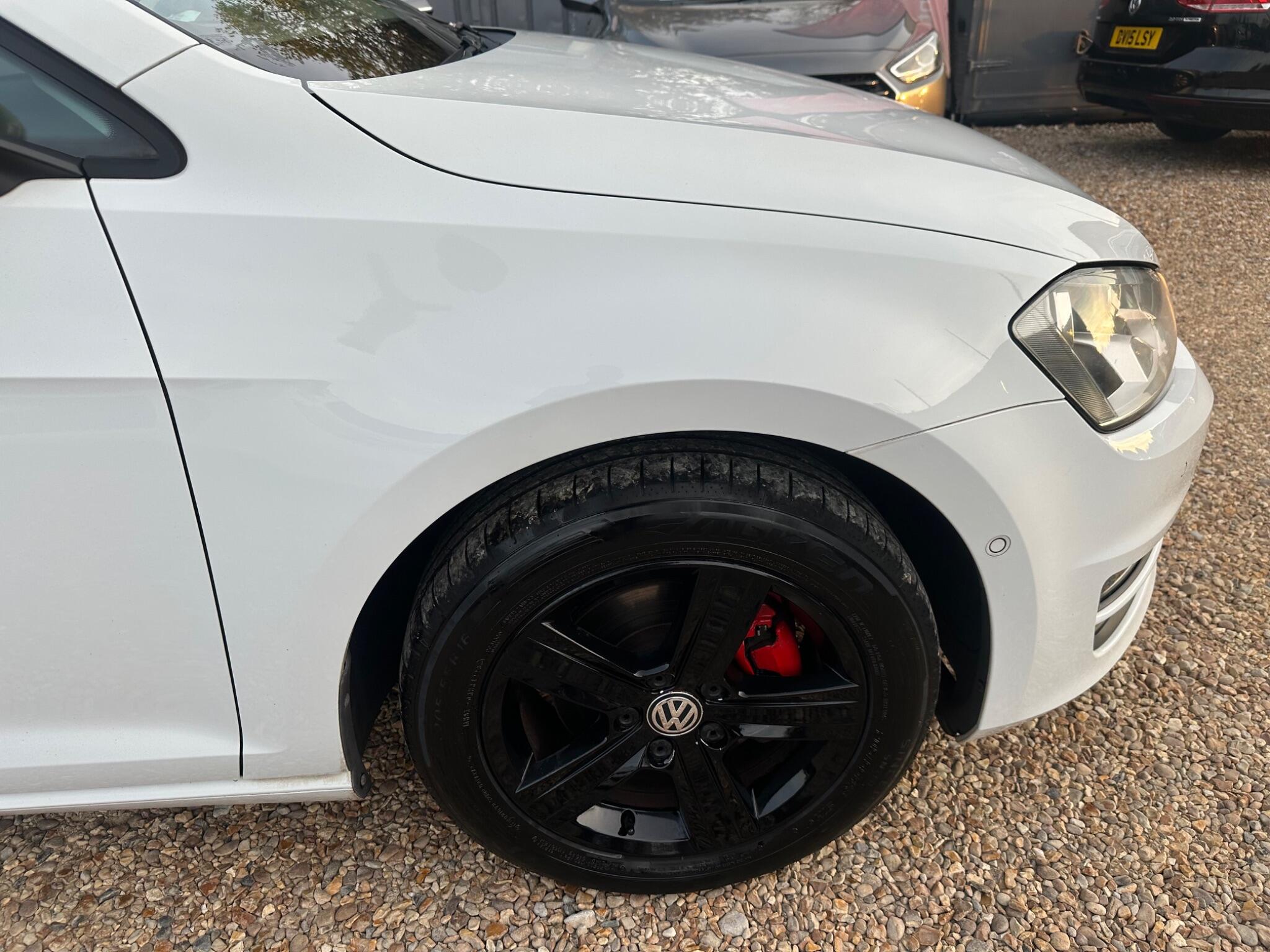 Volkswagen Golf view 38