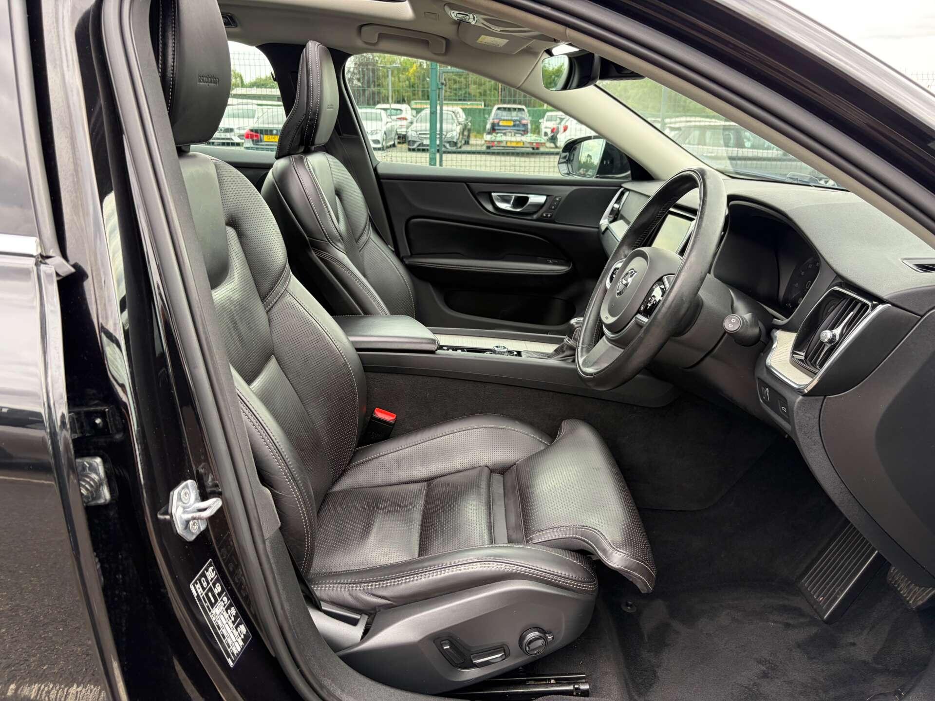 Volvo V60 view 35