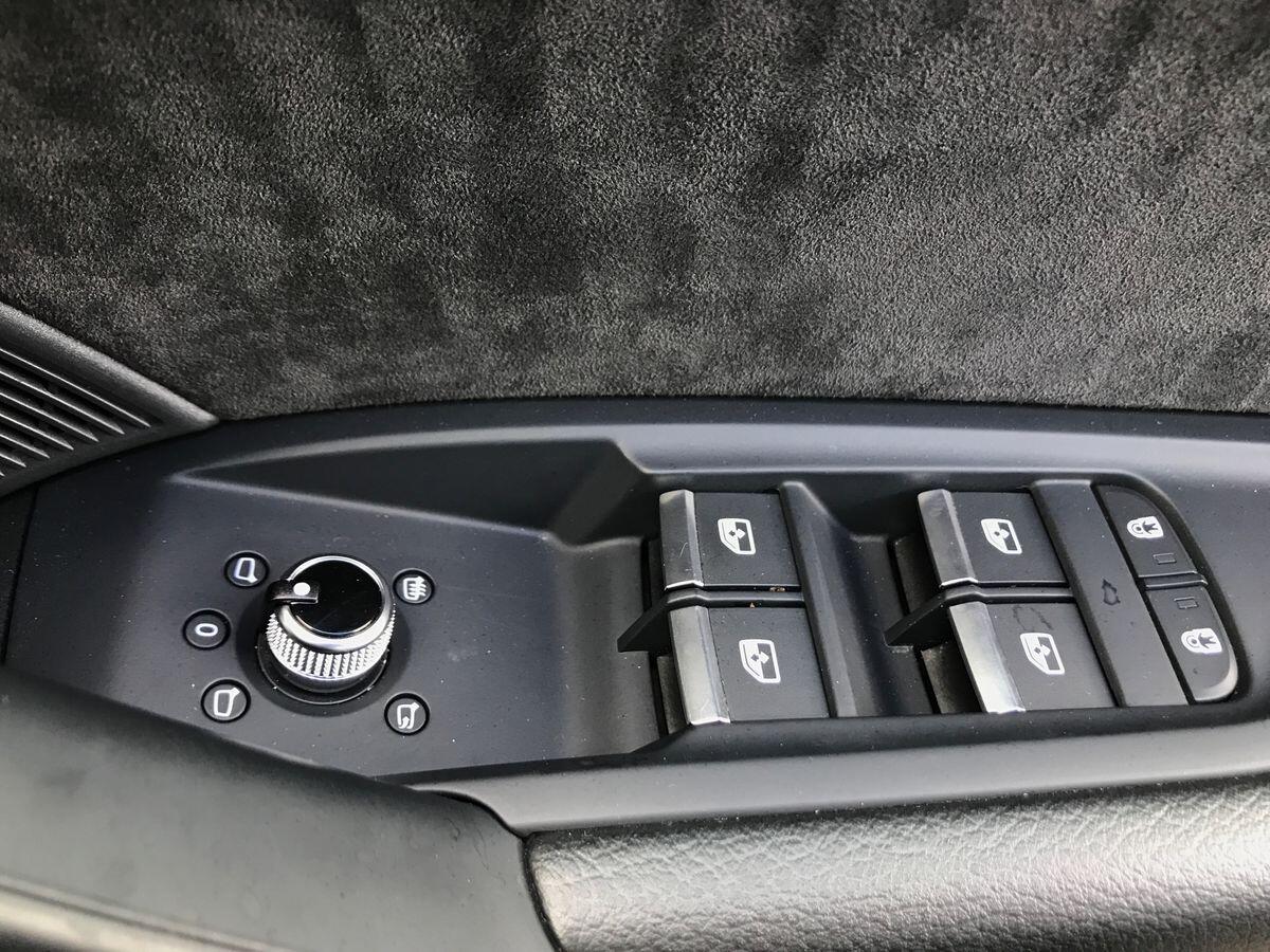Audi Q5 view 24