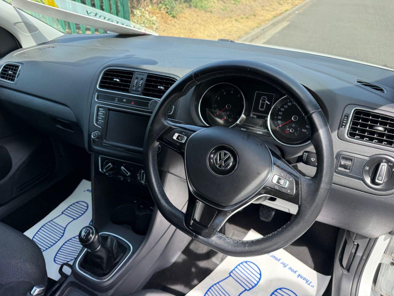 Volkswagen Polo view 32
