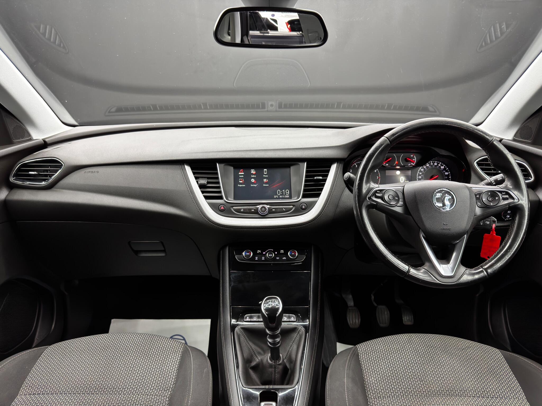 Vauxhall Grandland X view 10