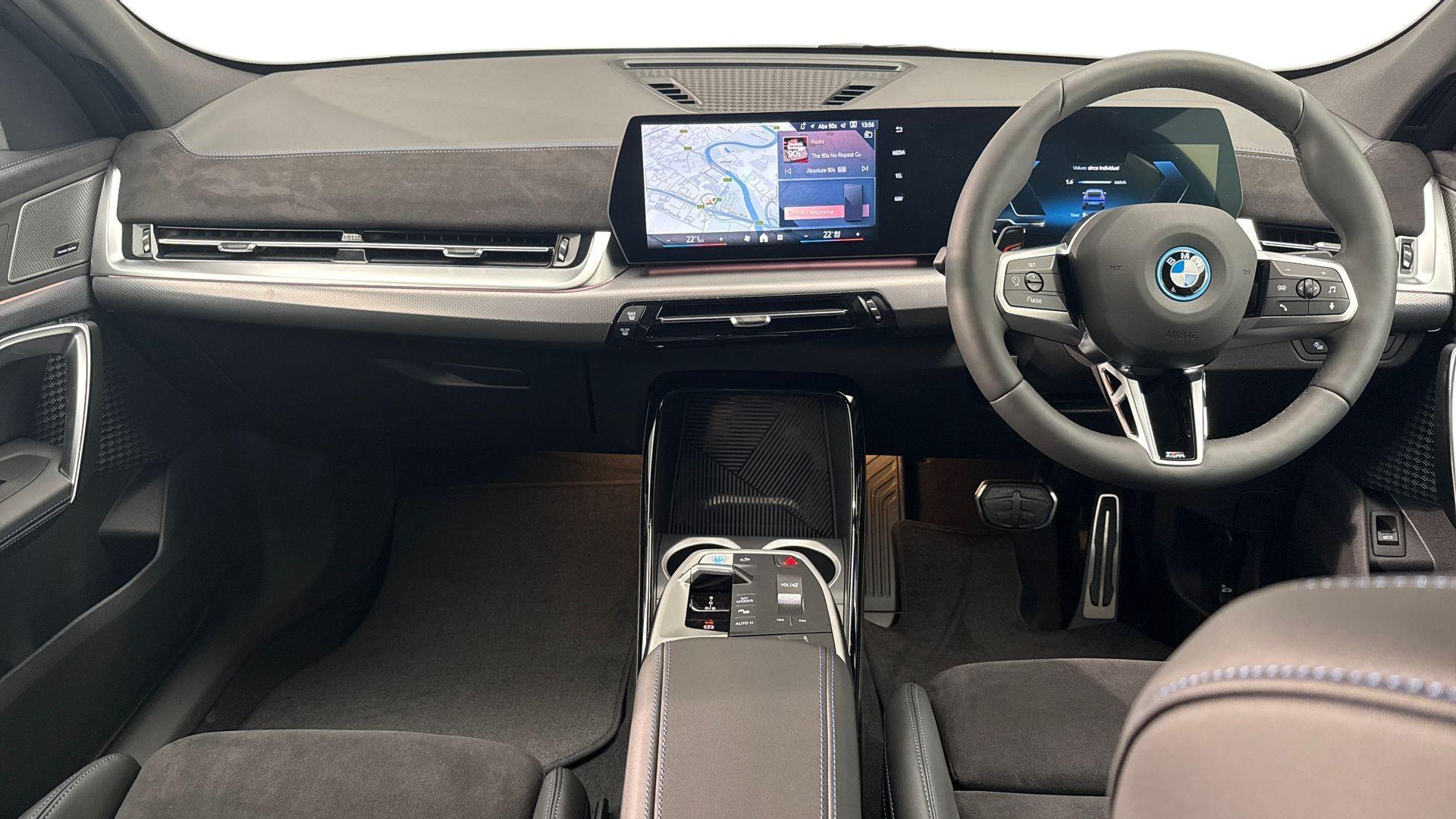 BMW Ix2 view 4