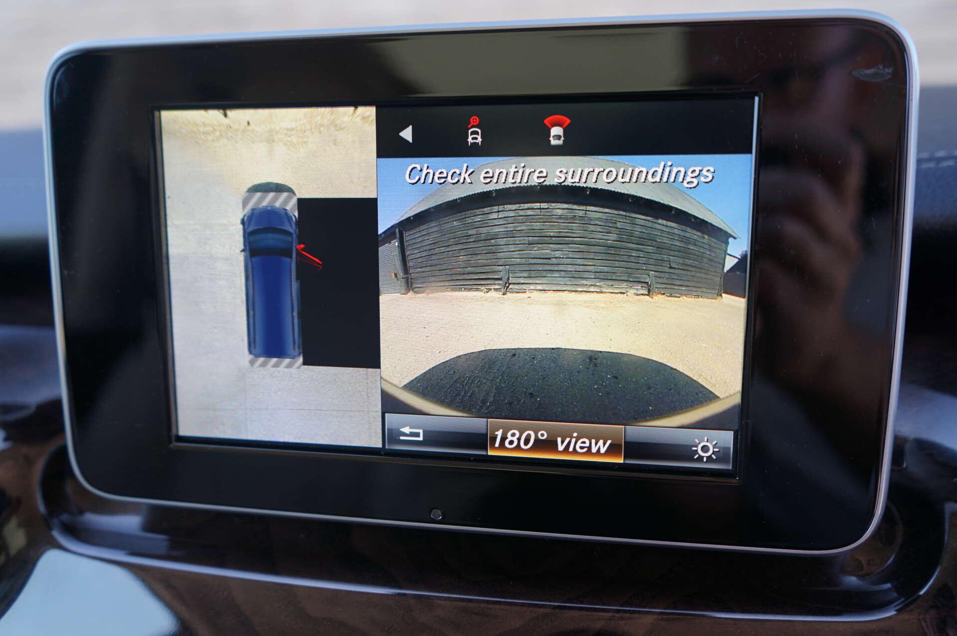 Mercedes-Benz V-Class view 31