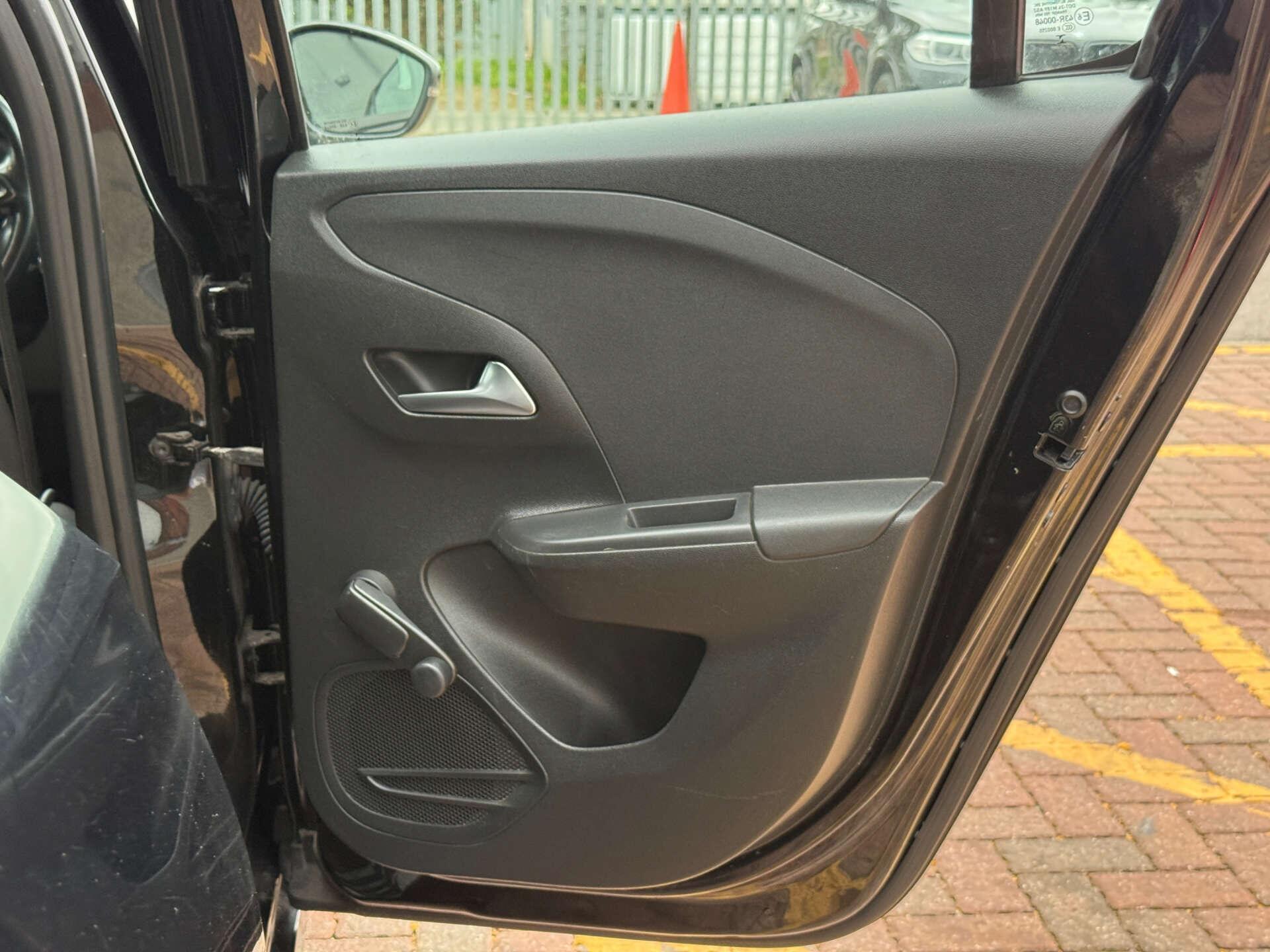Vauxhall Corsa view 25