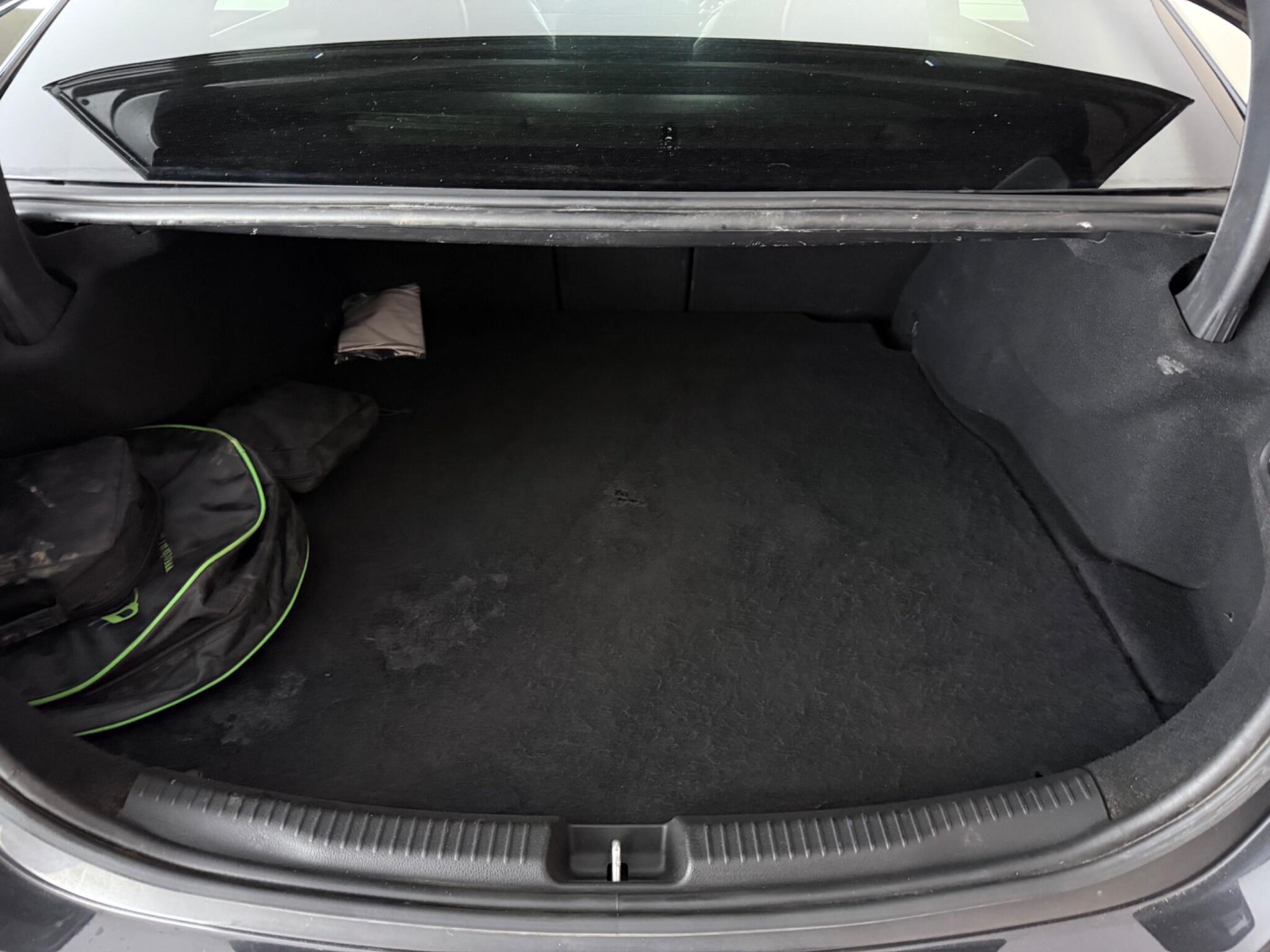 Mercedes-Benz C-Class view 10
