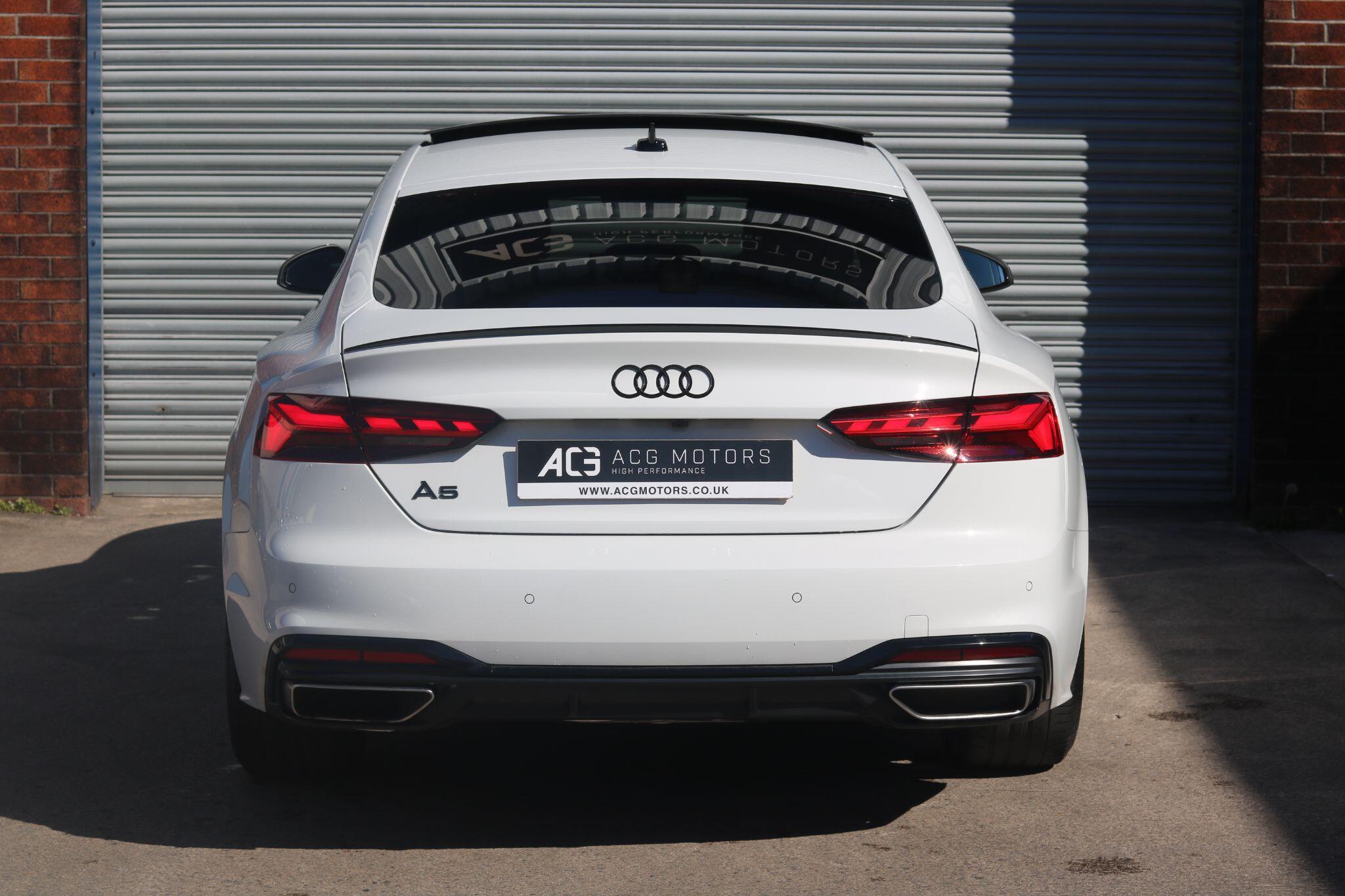 Audi A5 view 4