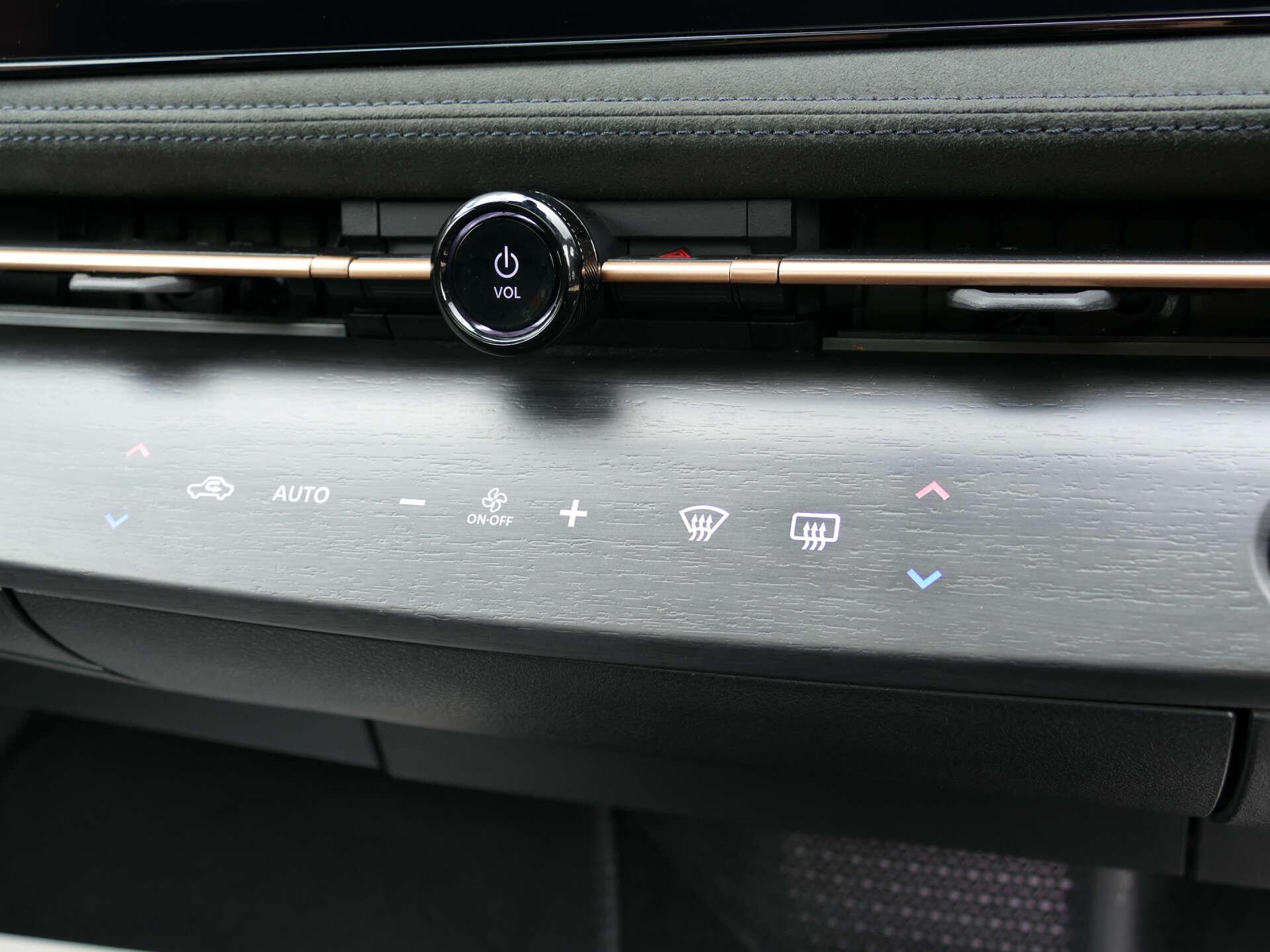 Nissan Ariya view 45