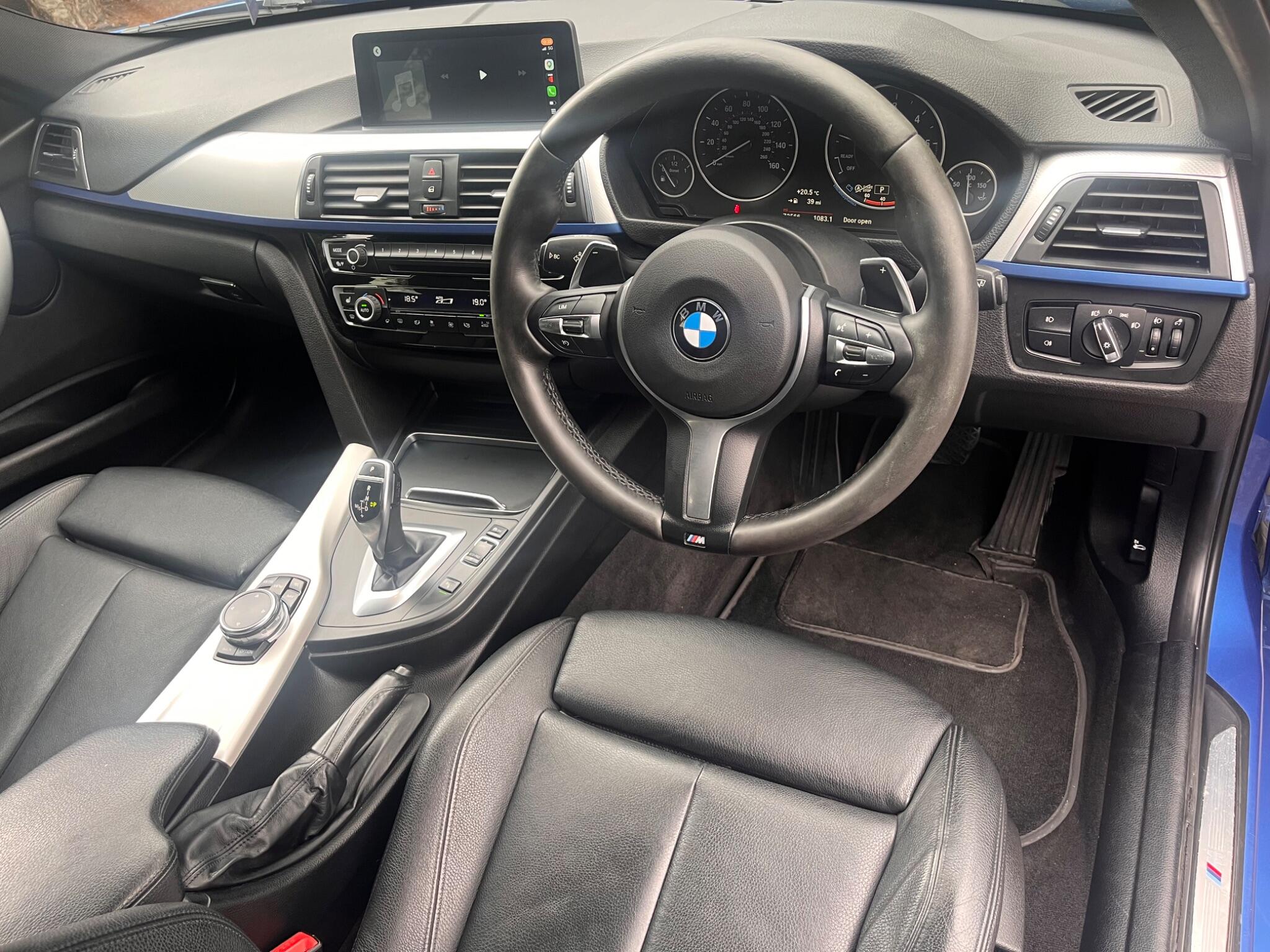 BMW 3 Series view 26