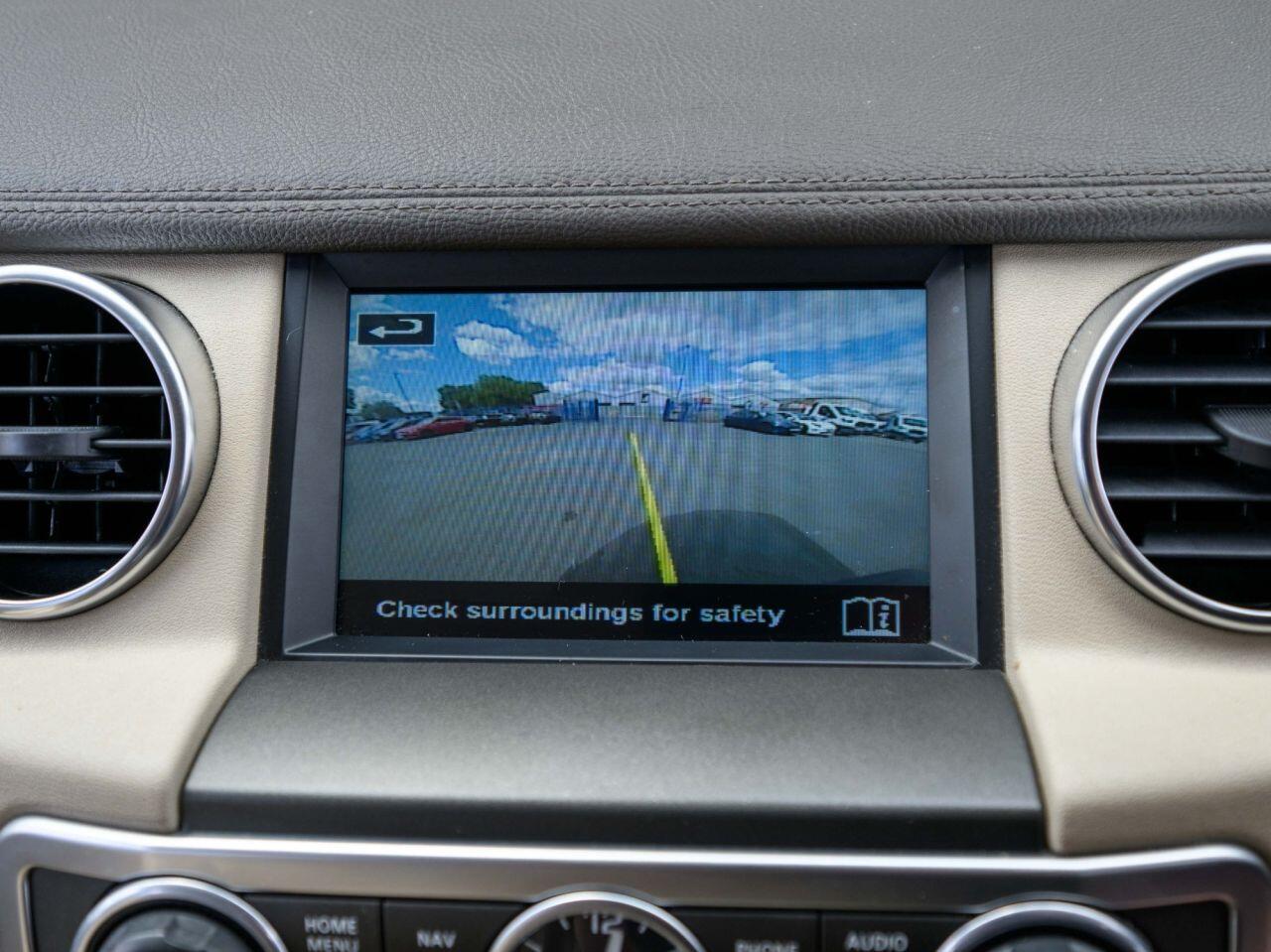 Land Rover Discovery view 41