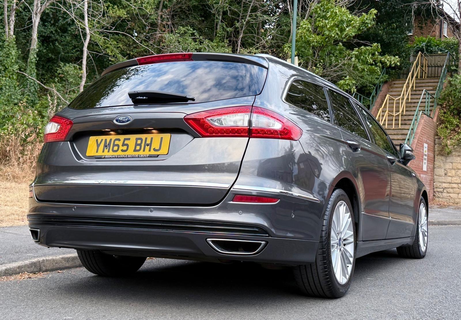Ford Mondeo view 56
