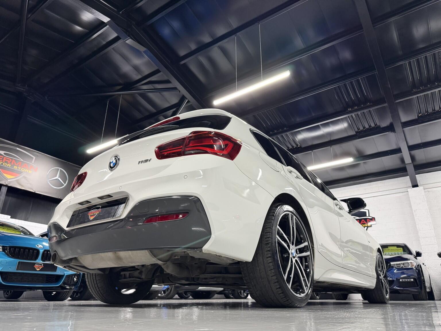 BMW 1 Series view 9