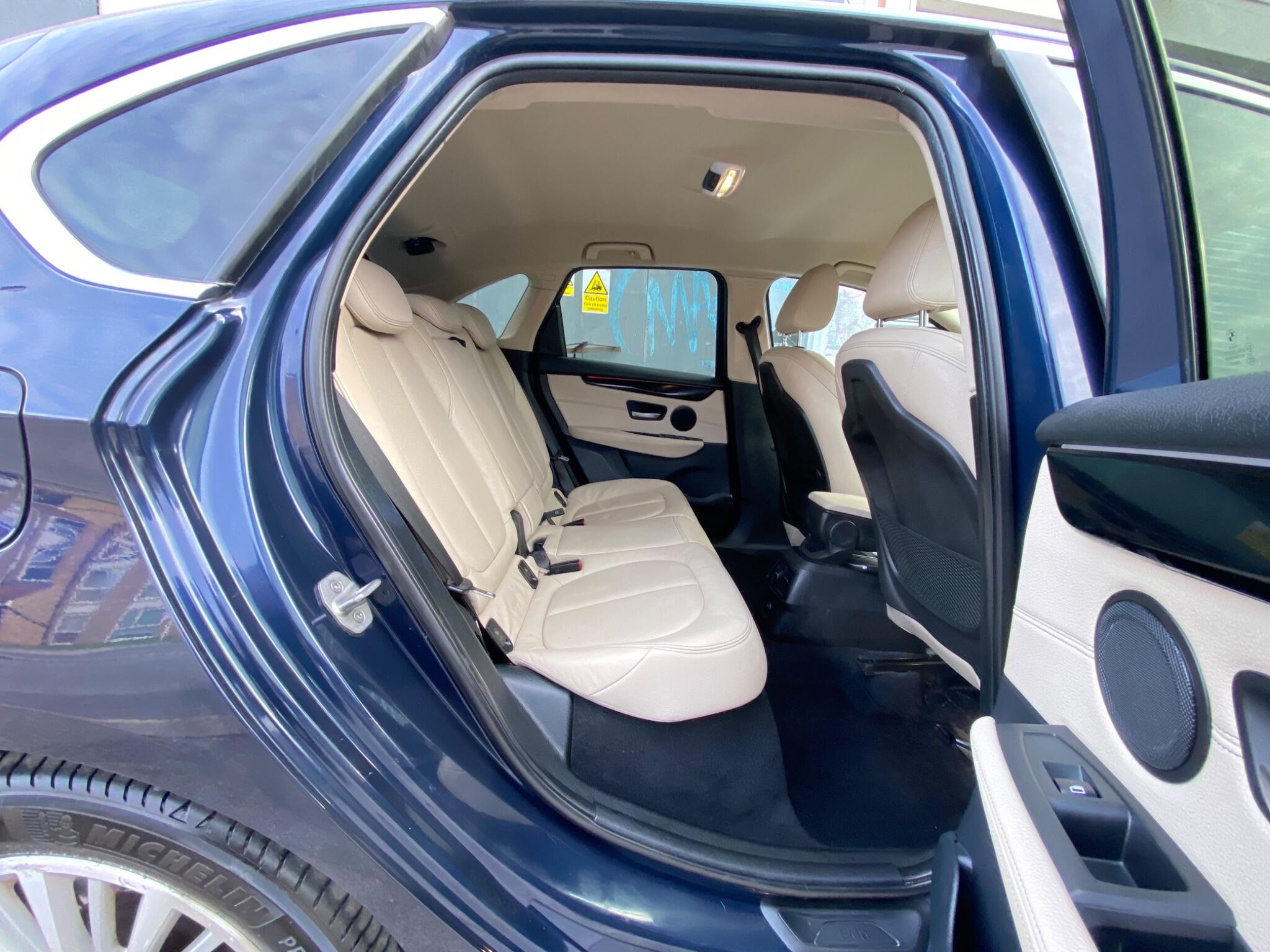 BMW 2 Series view 23