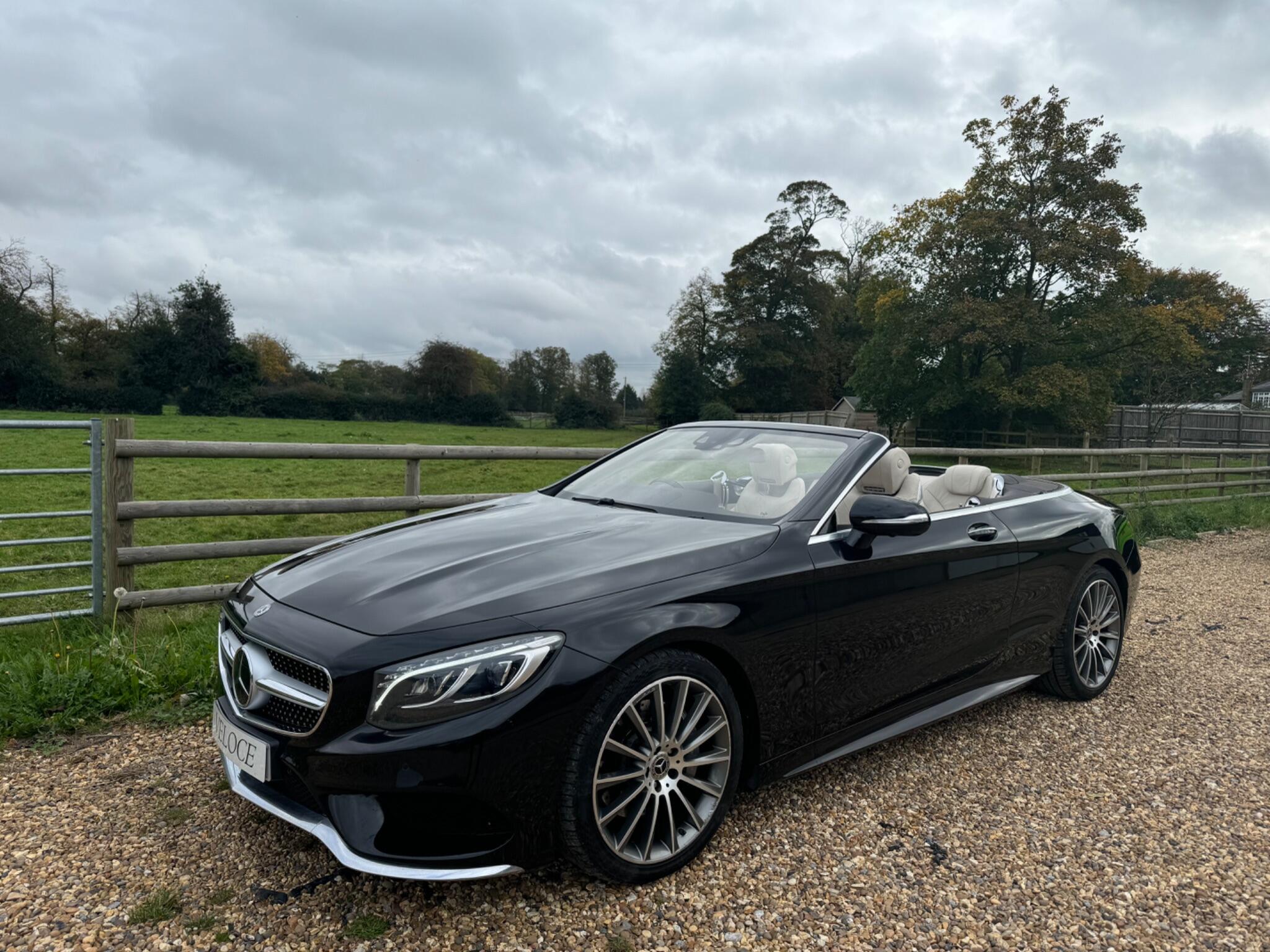Mercedes-Benz S-Class view 17