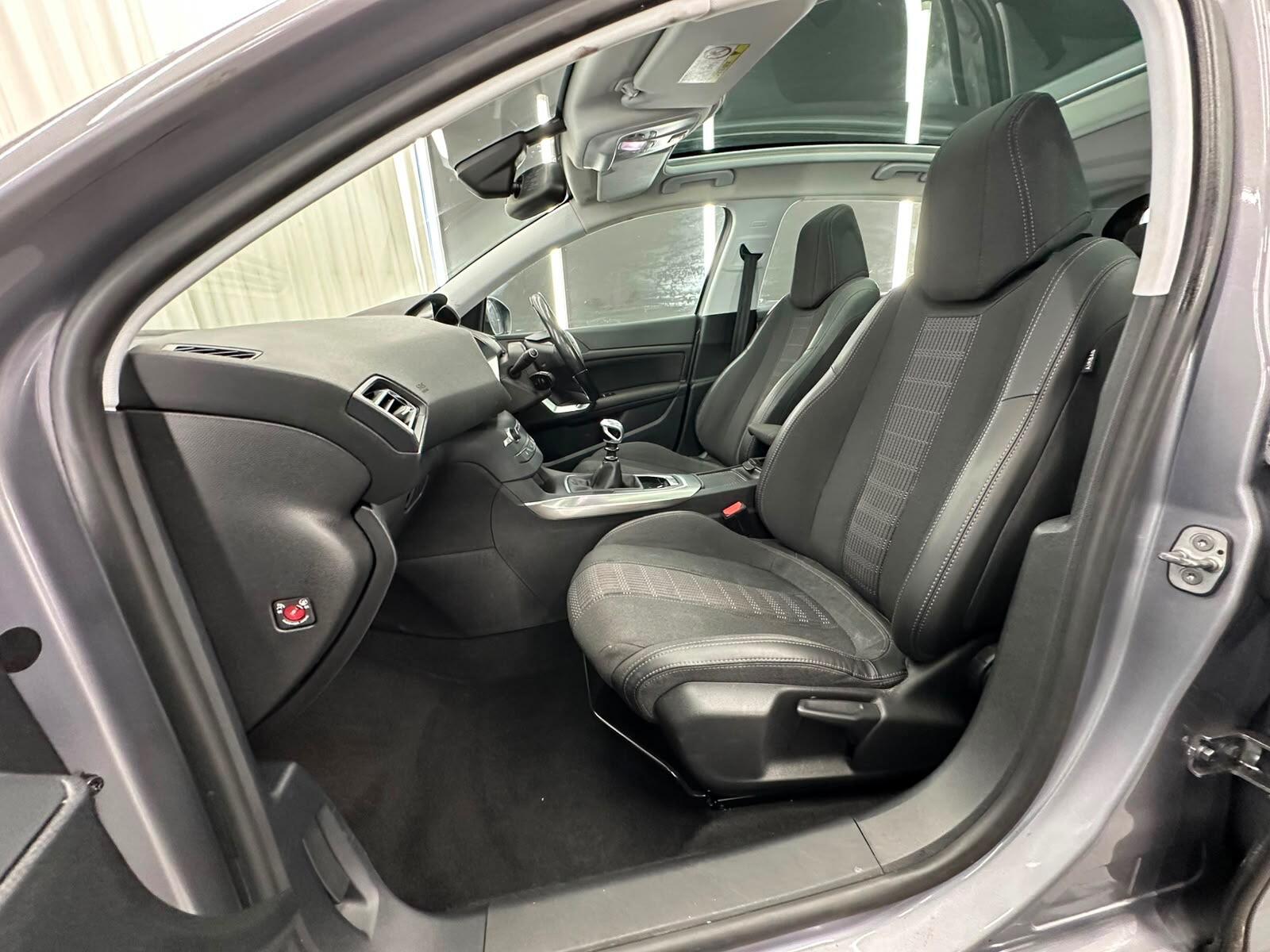 Peugeot 308 view 33