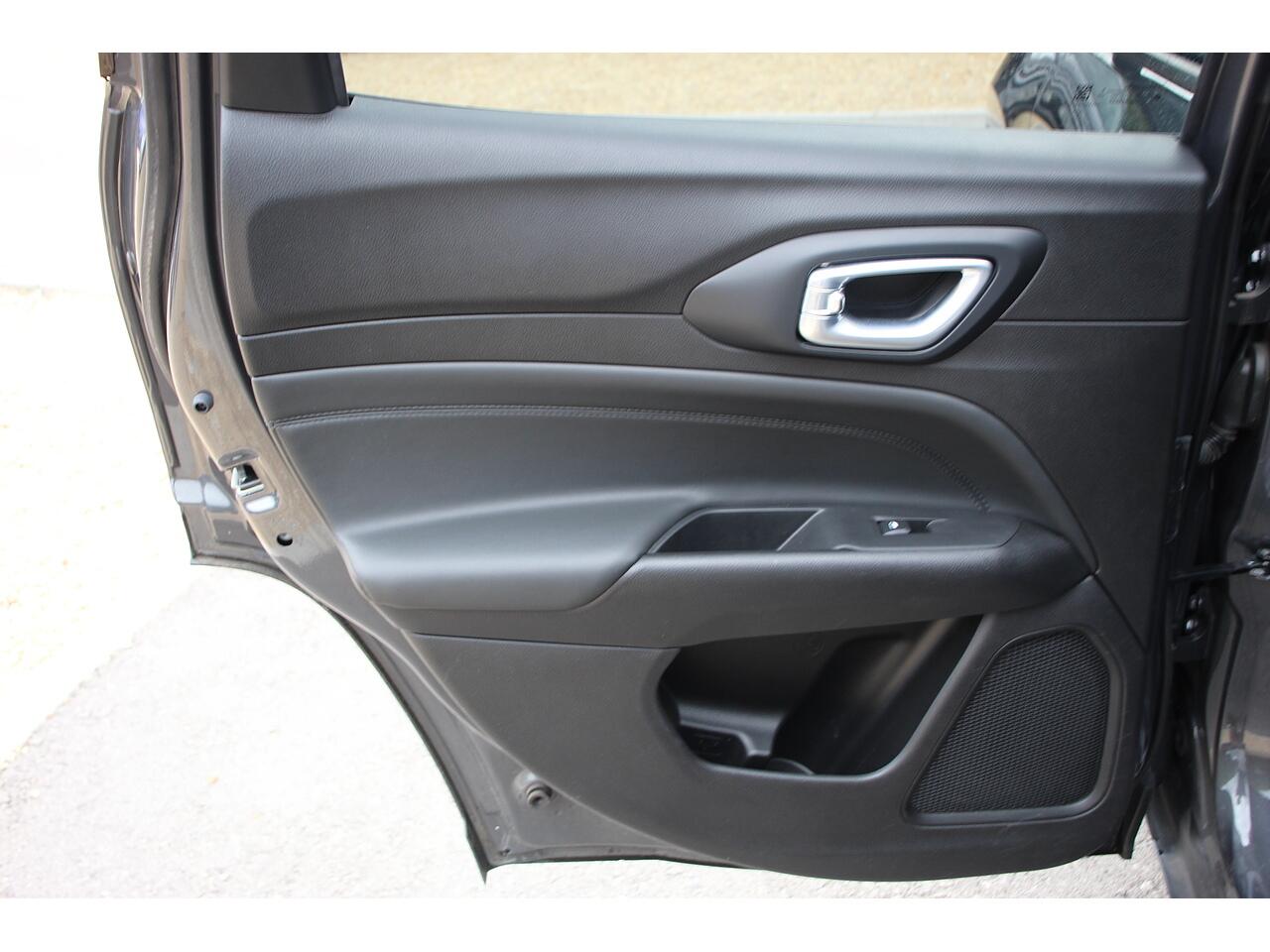 Jeep Compass view 34