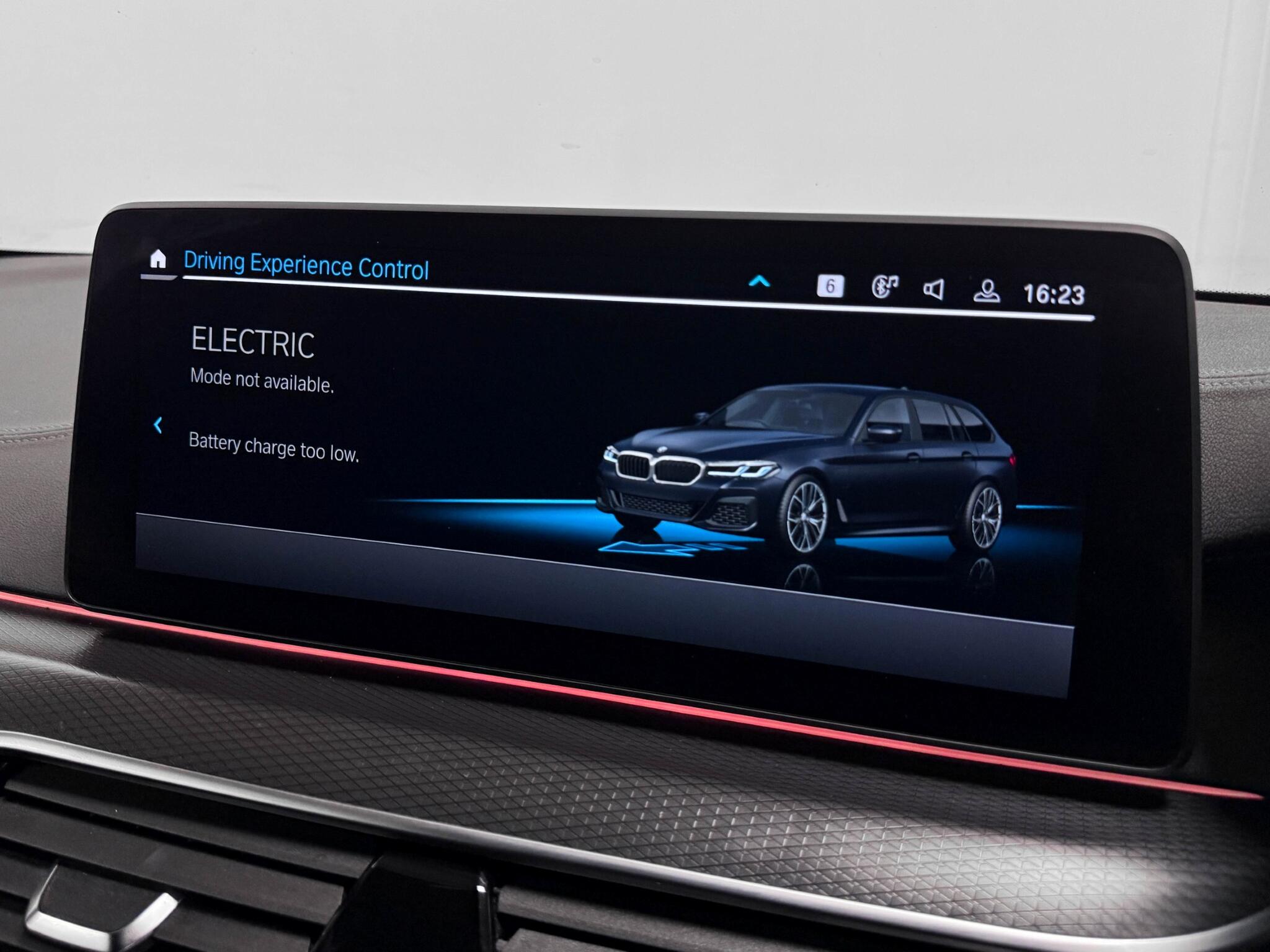 BMW 5 Series view 54