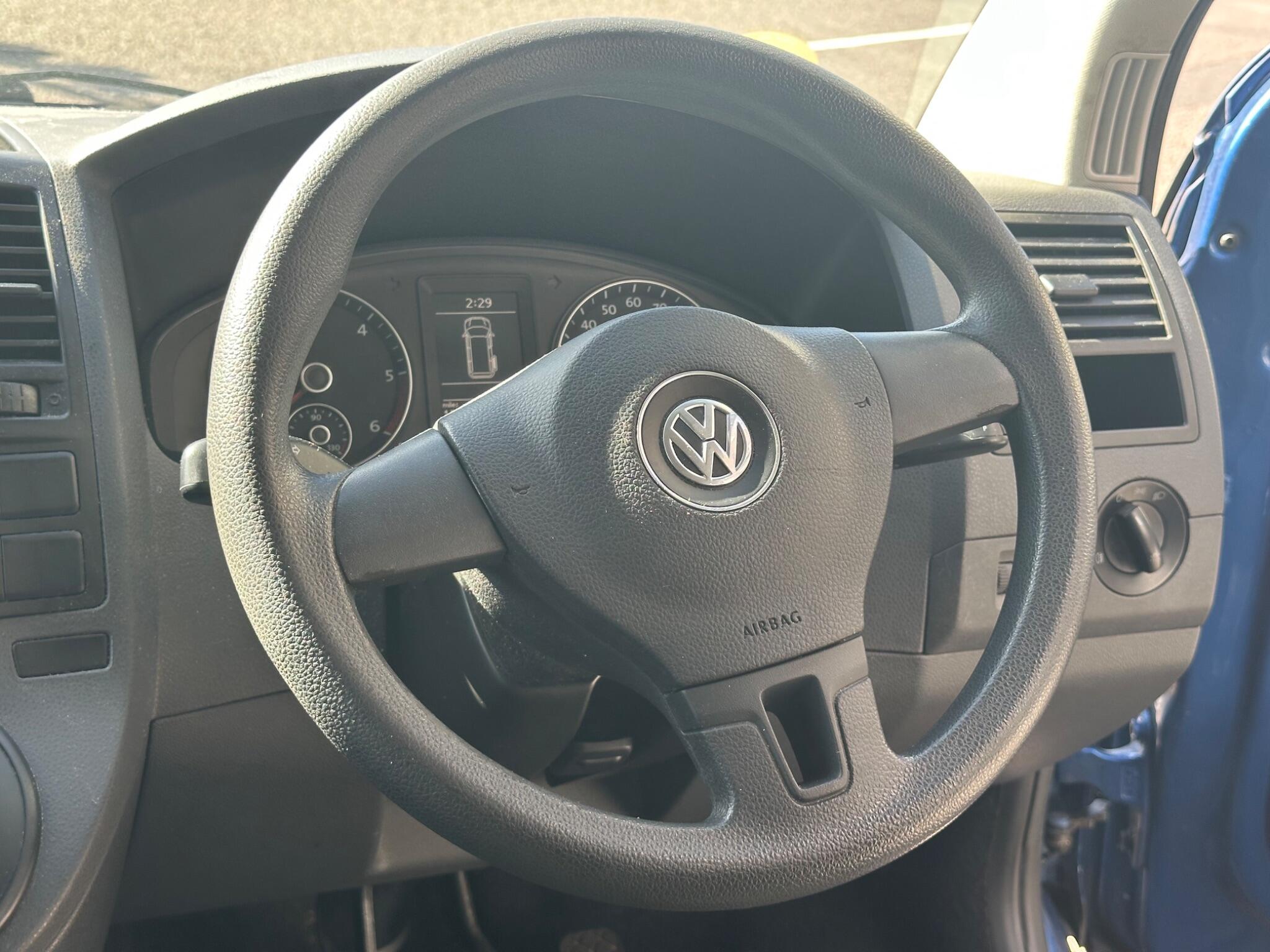 Volkswagen Transporter view 29