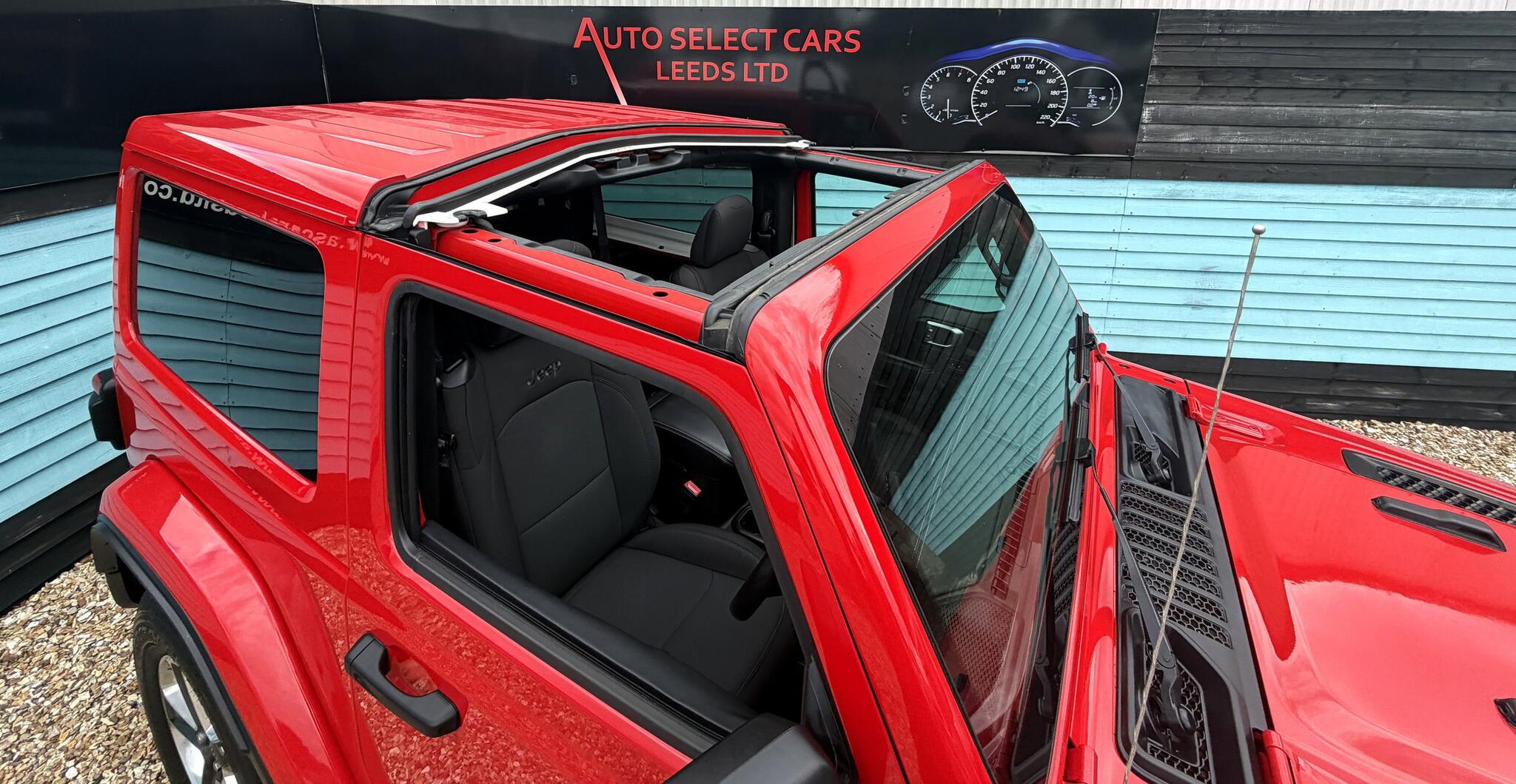 Jeep Wrangler view 19