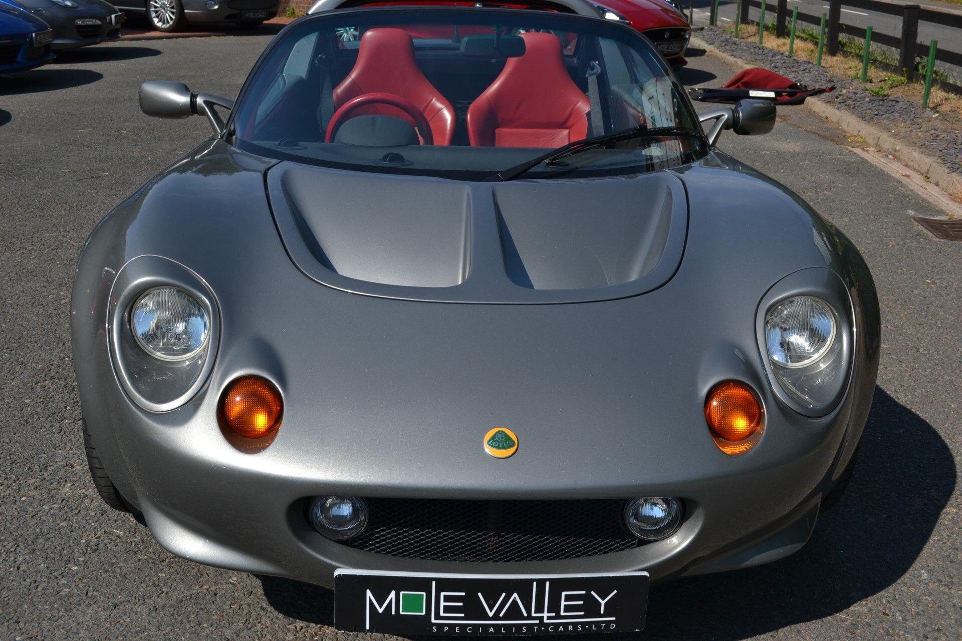 Lotus Elise view 4