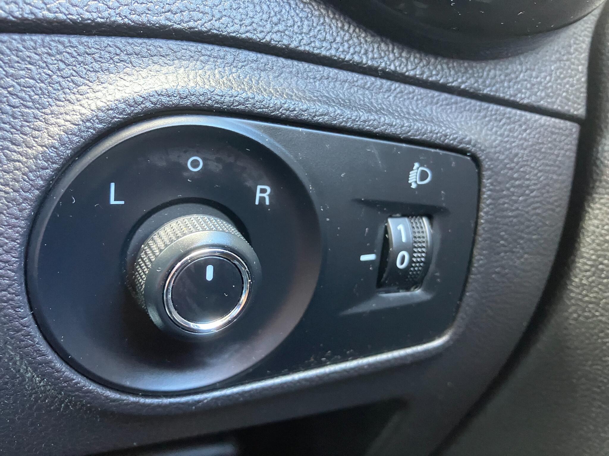 MG MG3 view 18