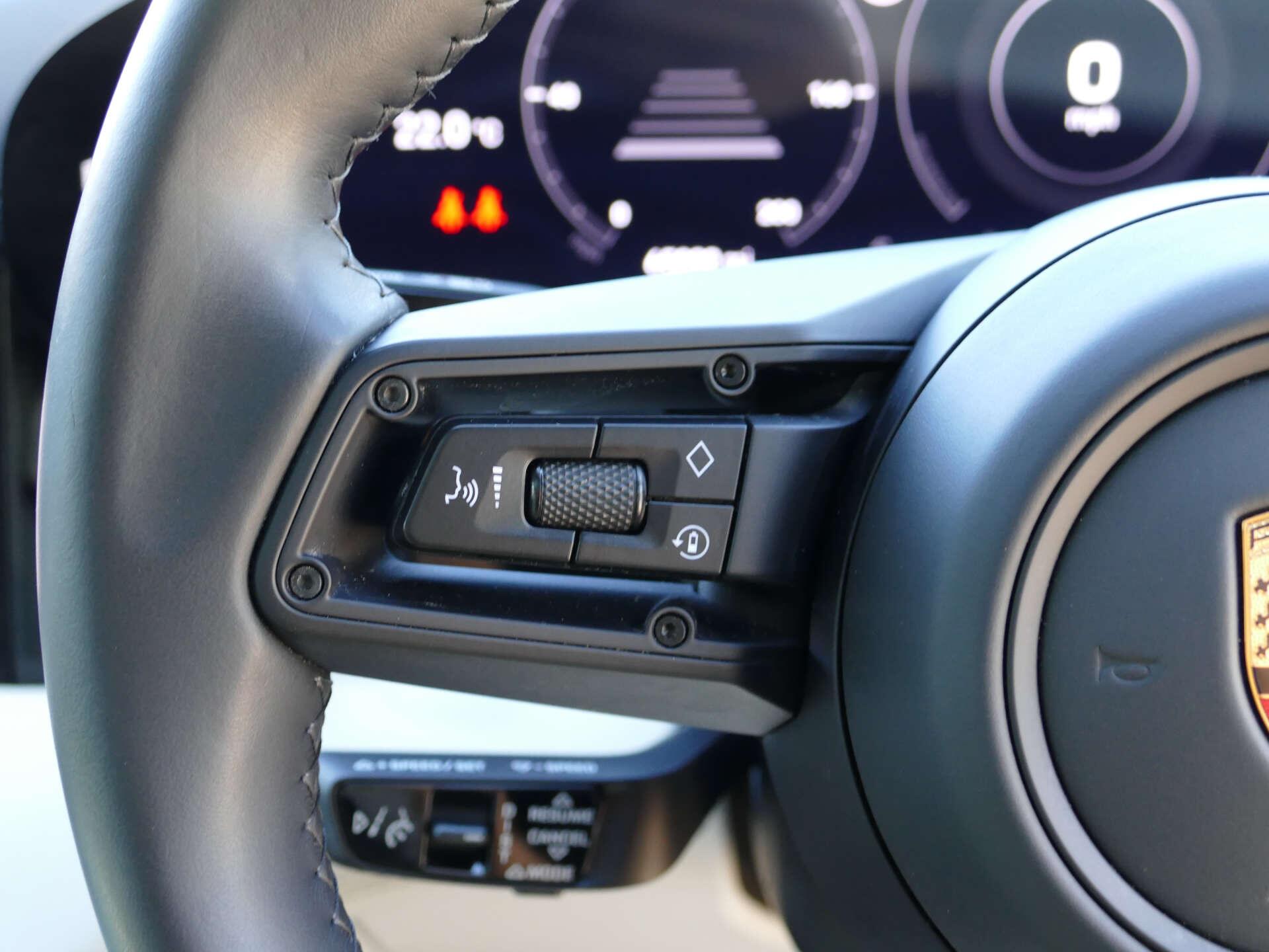 Porsche Taycan view 46