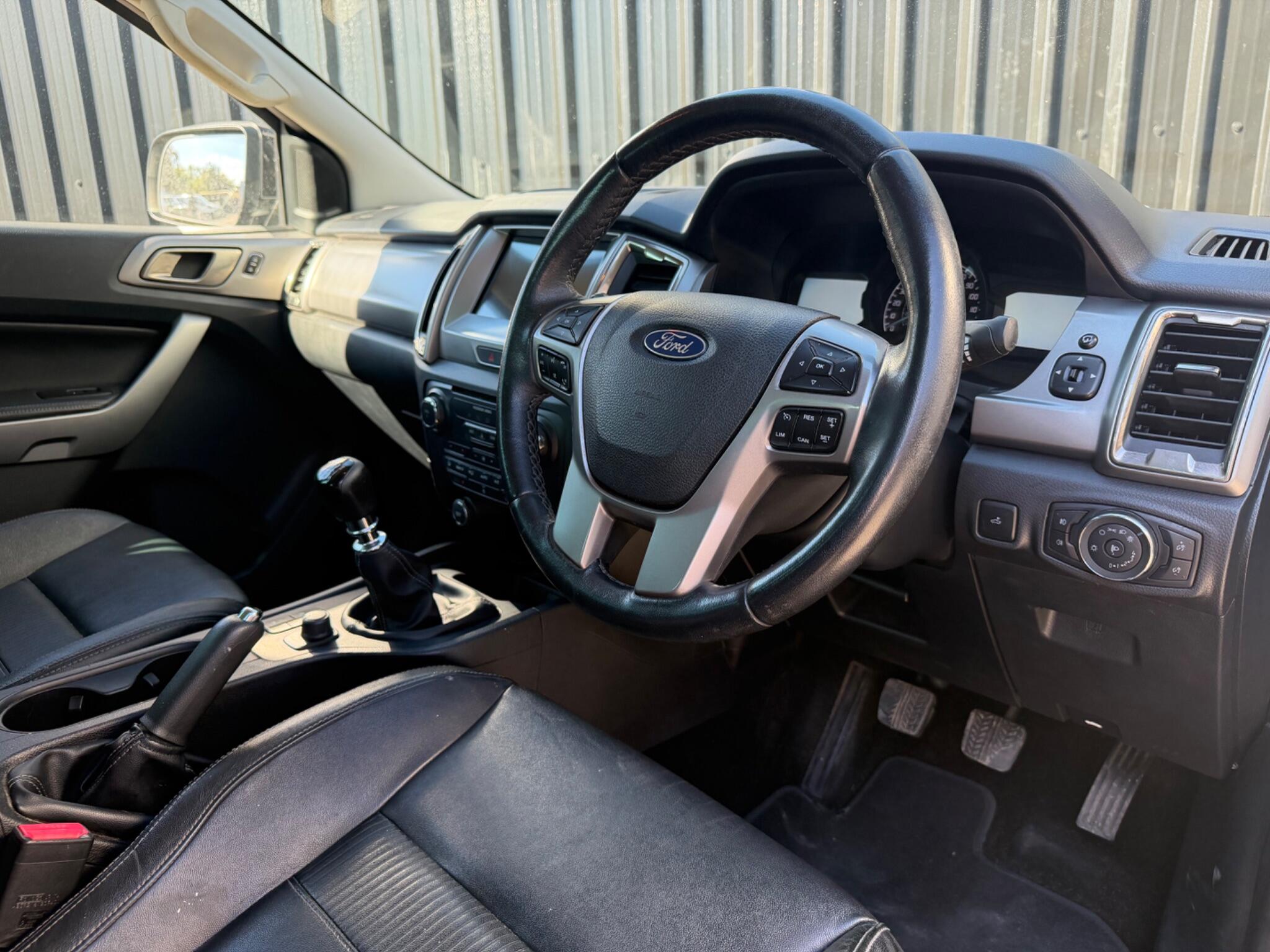 Ford Ranger view 24