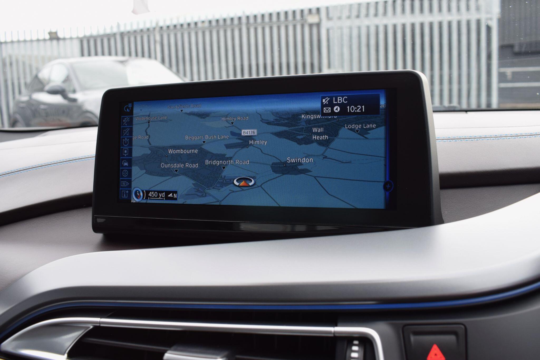 BMW I8 view 23