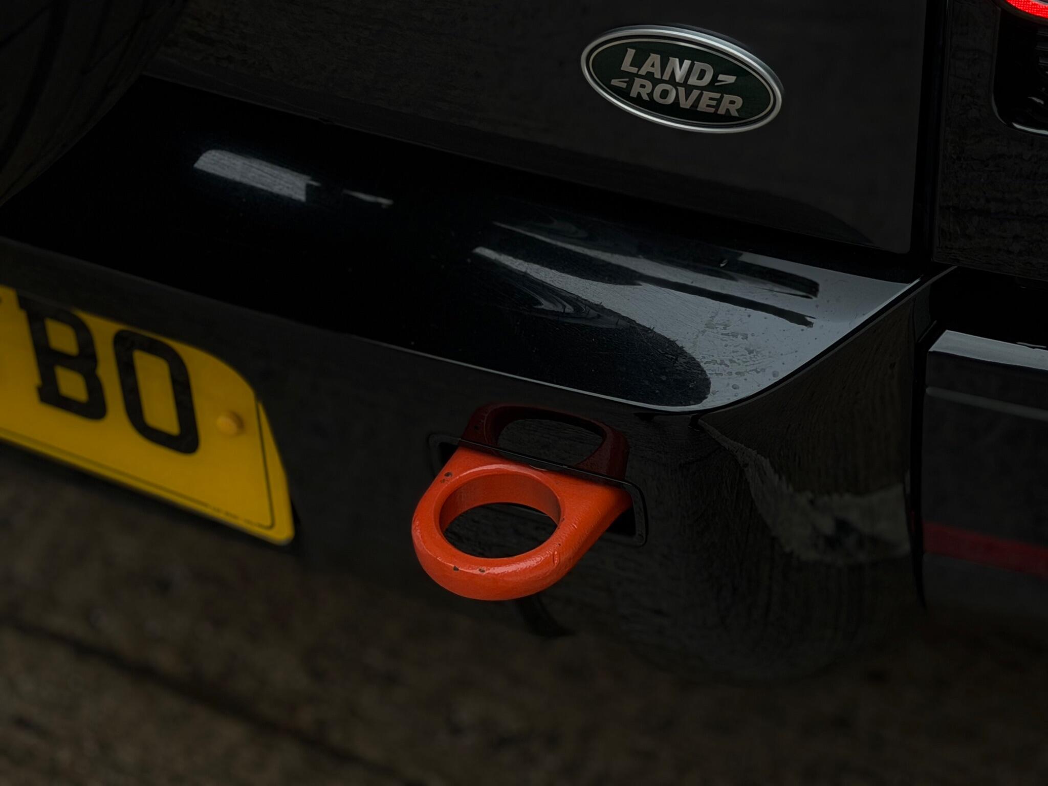 Land Rover Defender view 67