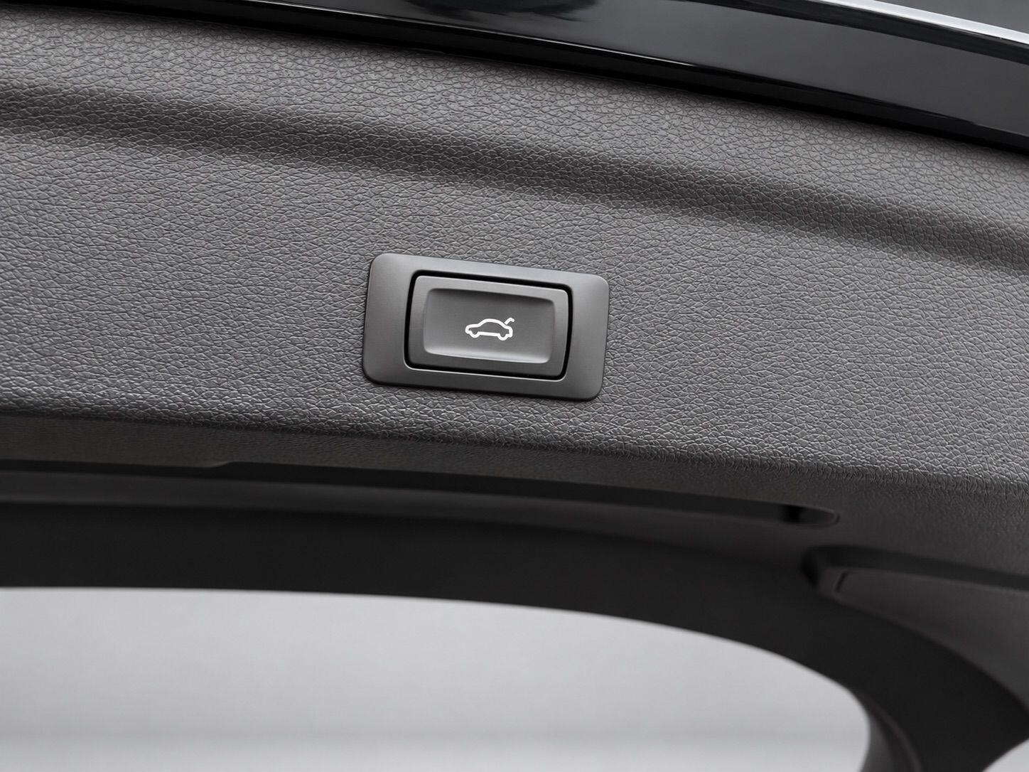 Audi Q3 view 39
